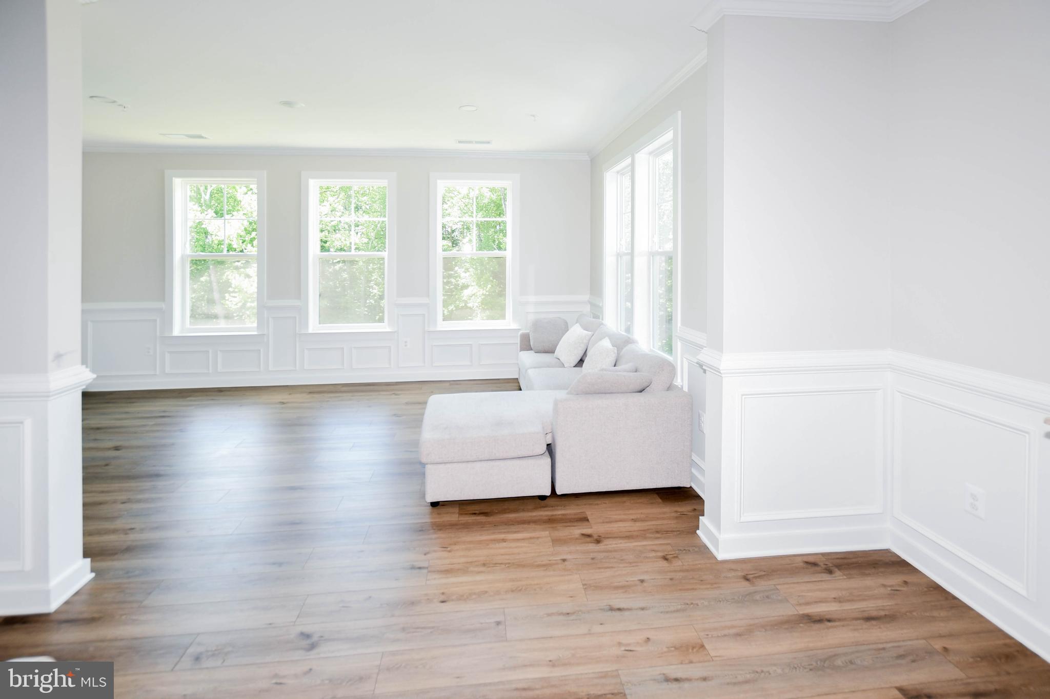 SOUTHLAKE - Residential