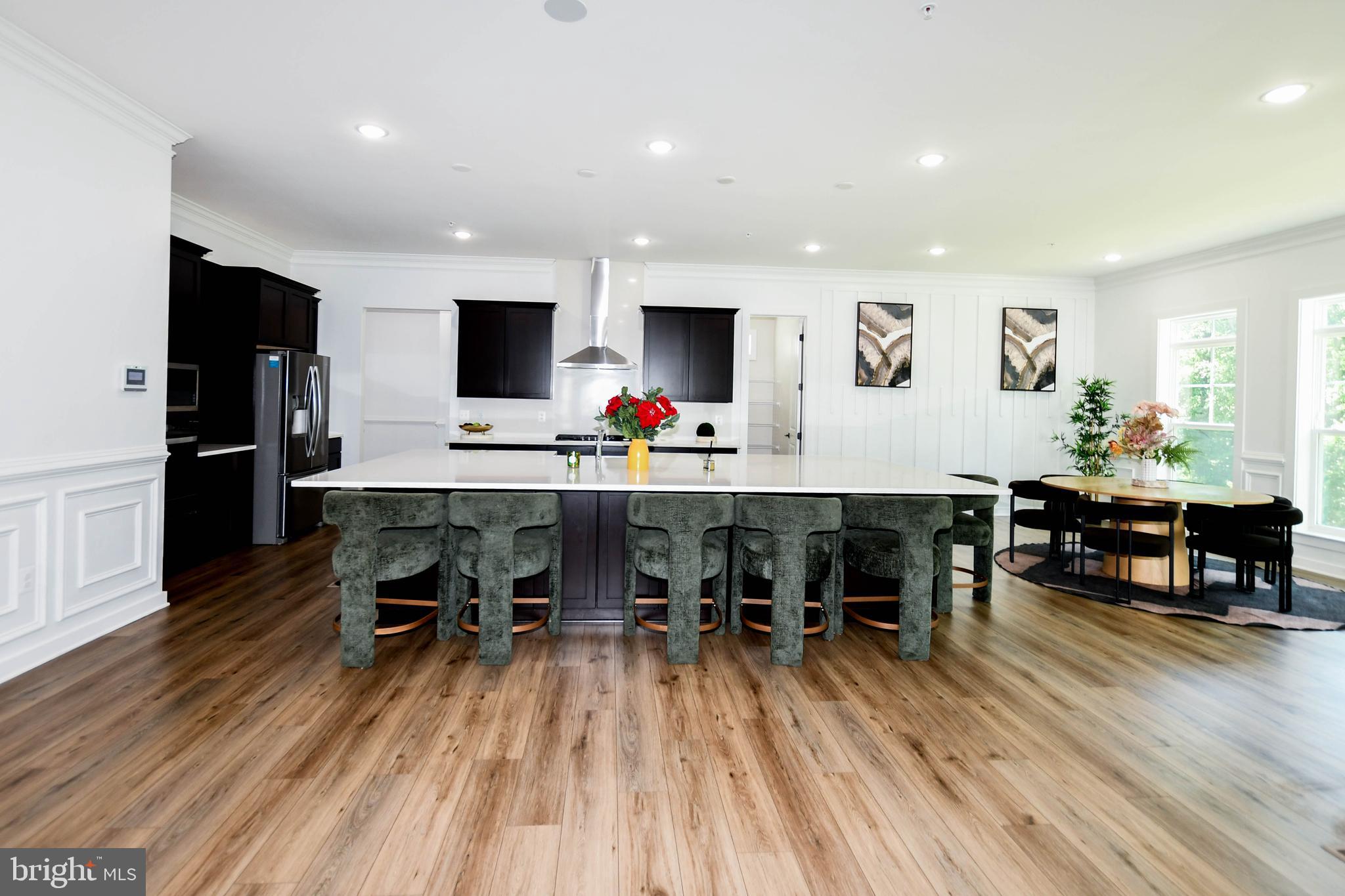 SOUTHLAKE - Residential
