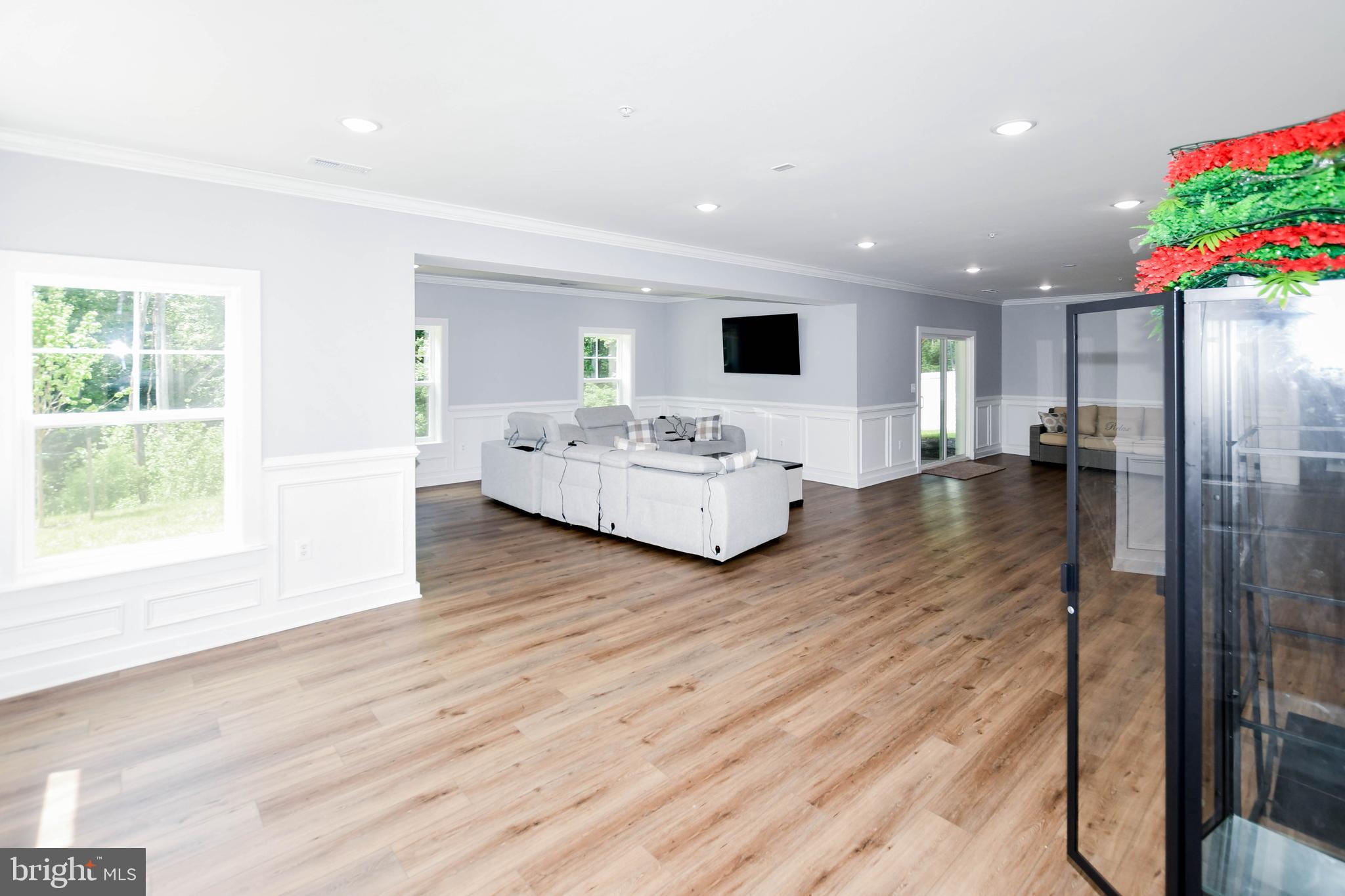 SOUTHLAKE - Residential