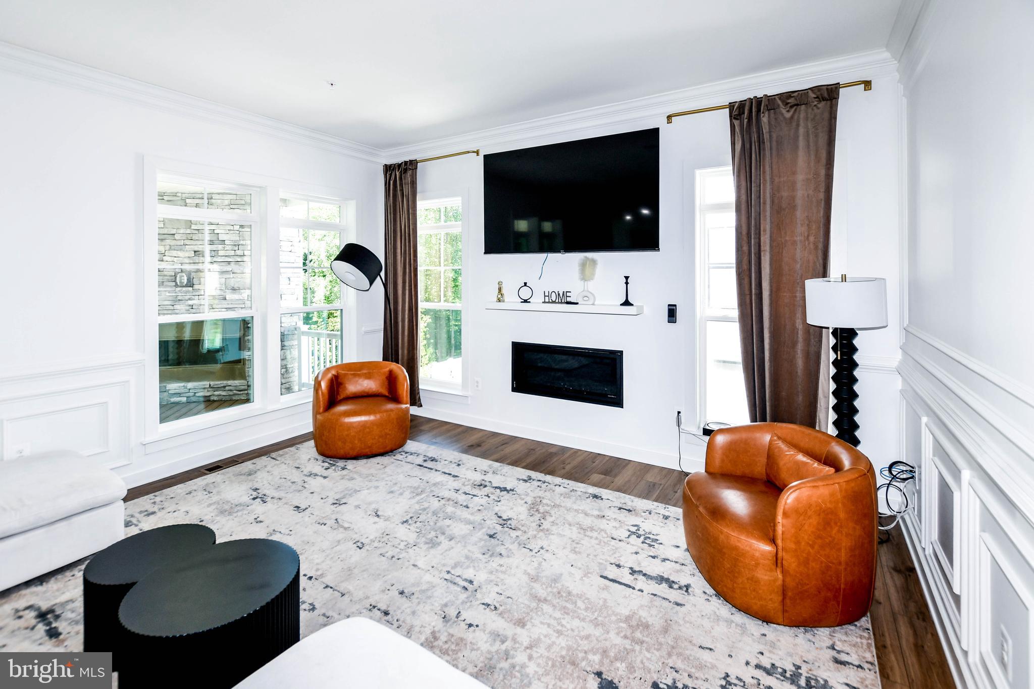 SOUTHLAKE - Residential