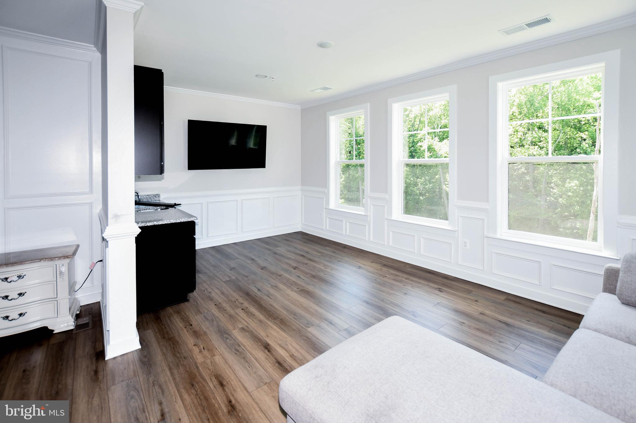 SOUTHLAKE - Residential