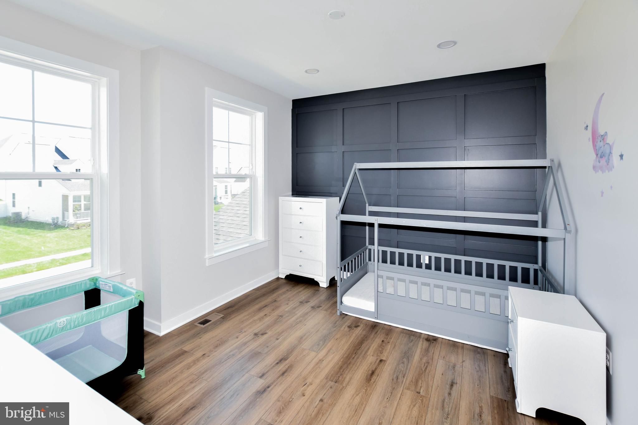 SOUTHLAKE - Residential