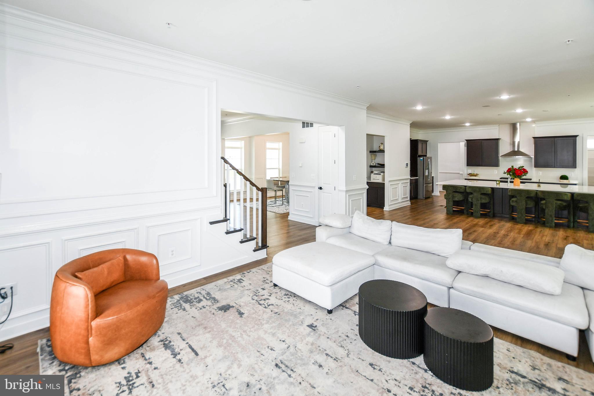 SOUTHLAKE - Residential