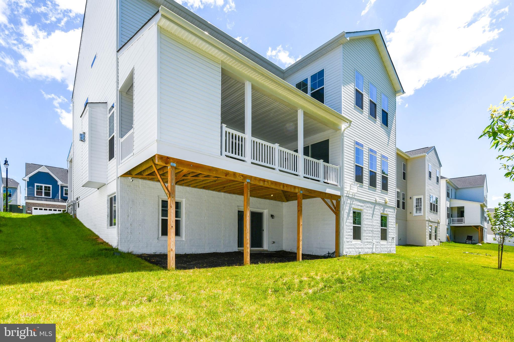 SOUTHLAKE - Residential
