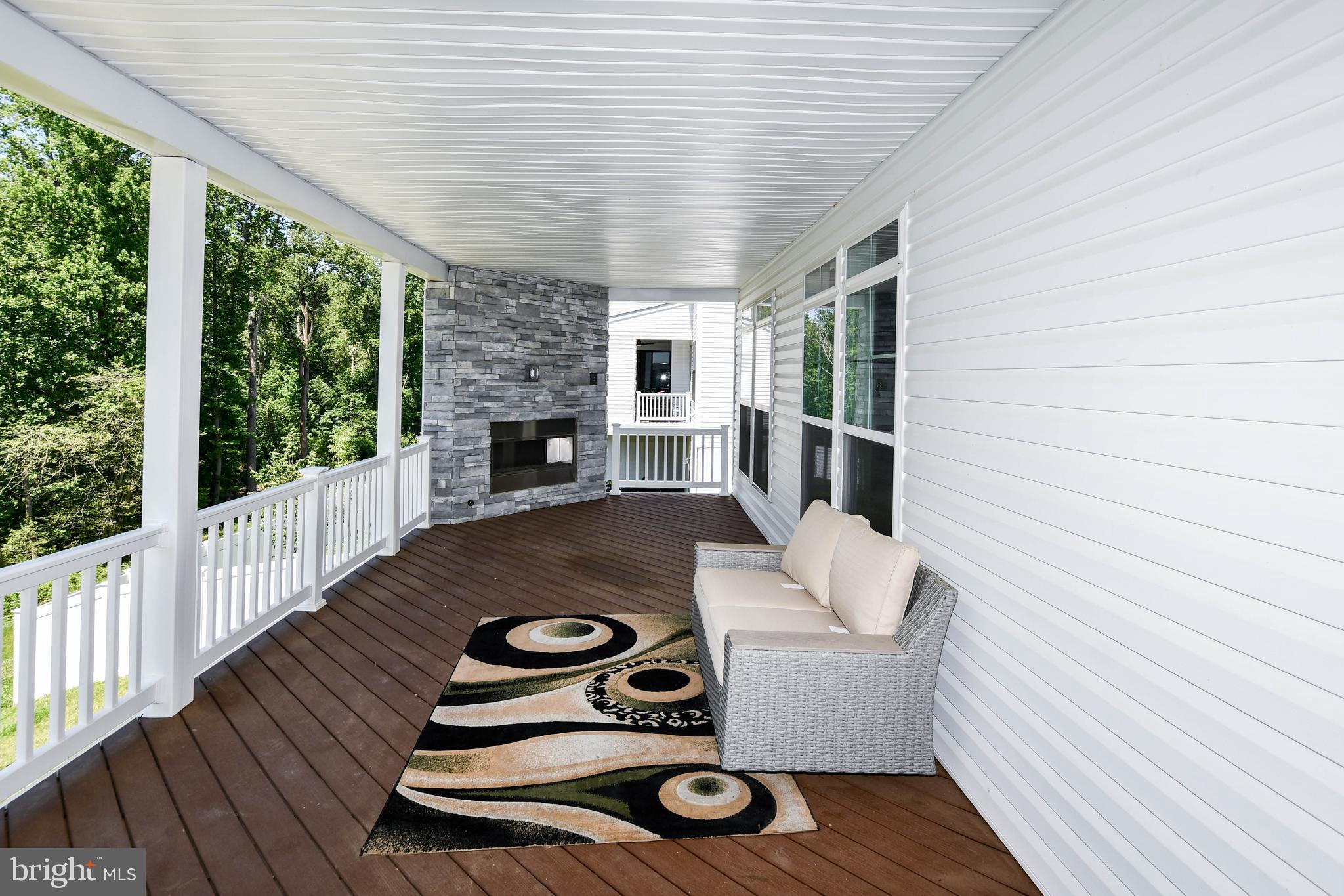 SOUTHLAKE - Residential