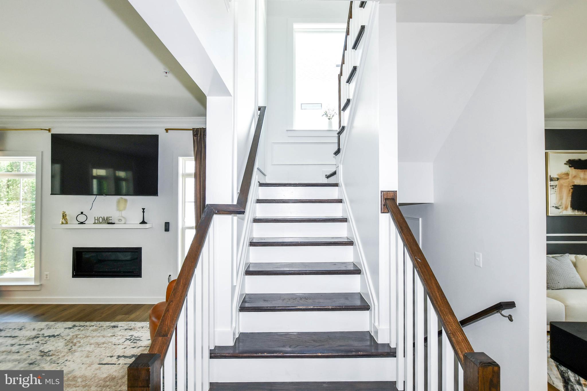 SOUTHLAKE - Residential