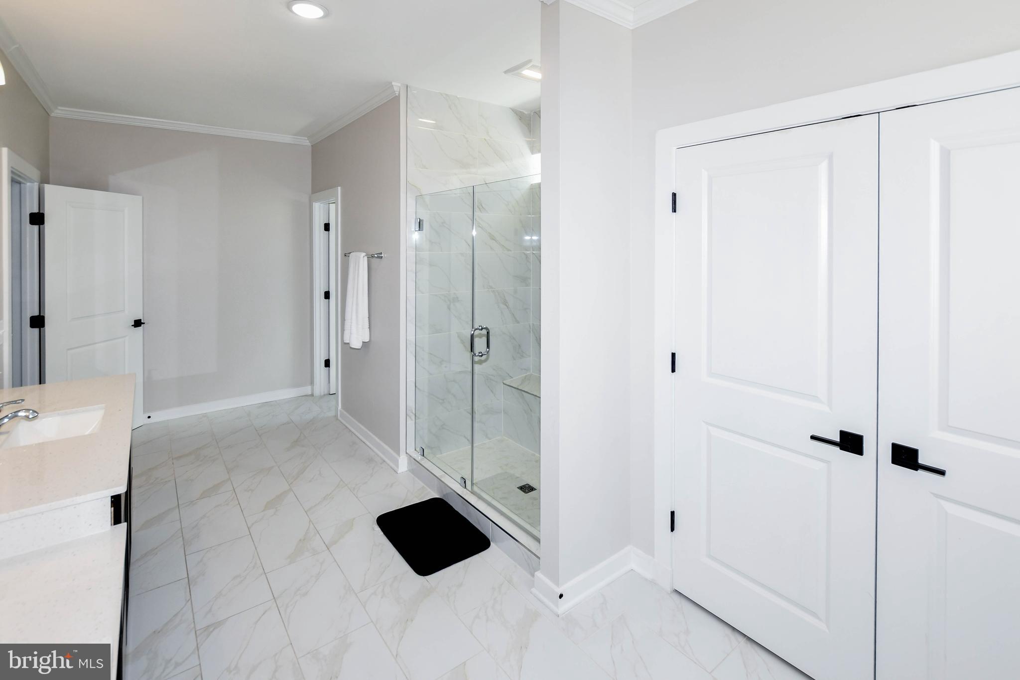 SOUTHLAKE - Residential