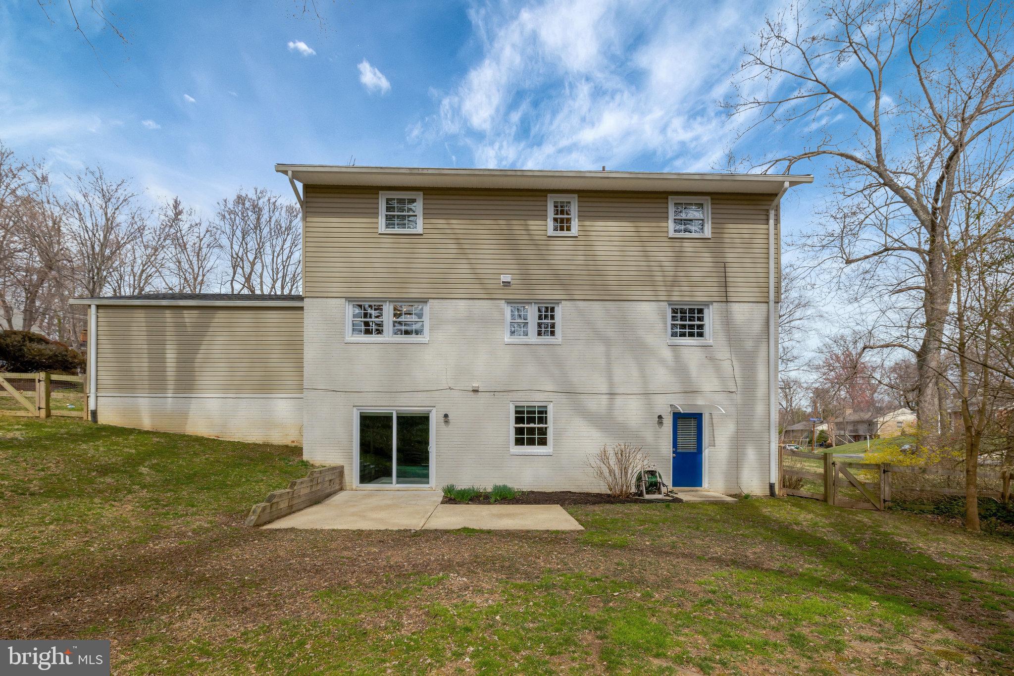 MANTUA - Residential