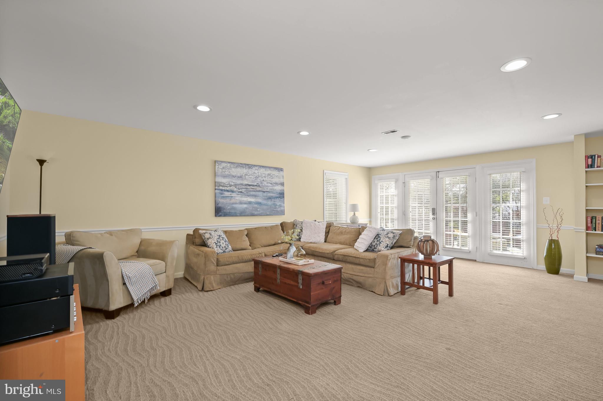 POTOMAC CHASE - Residential