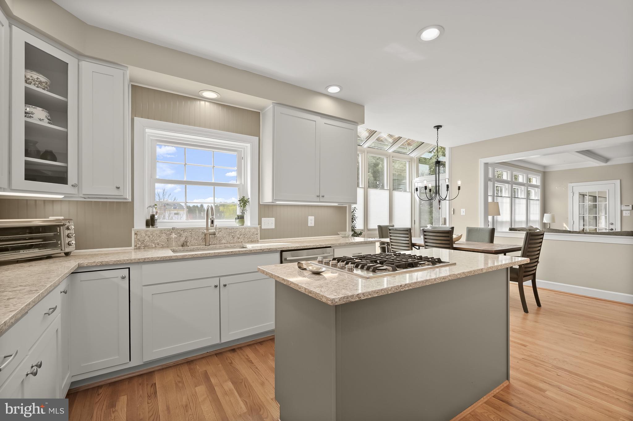POTOMAC CHASE - Residential