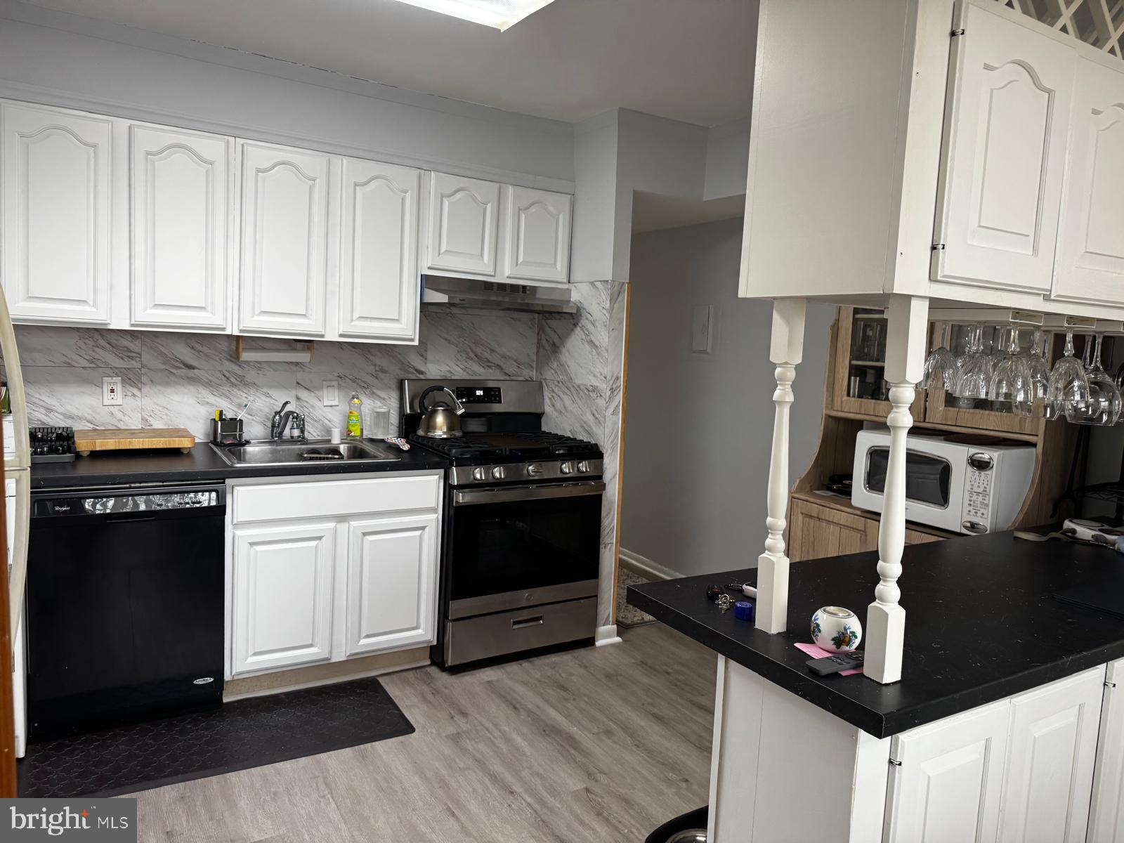 CHELSEA WOODS CONDO - Residential