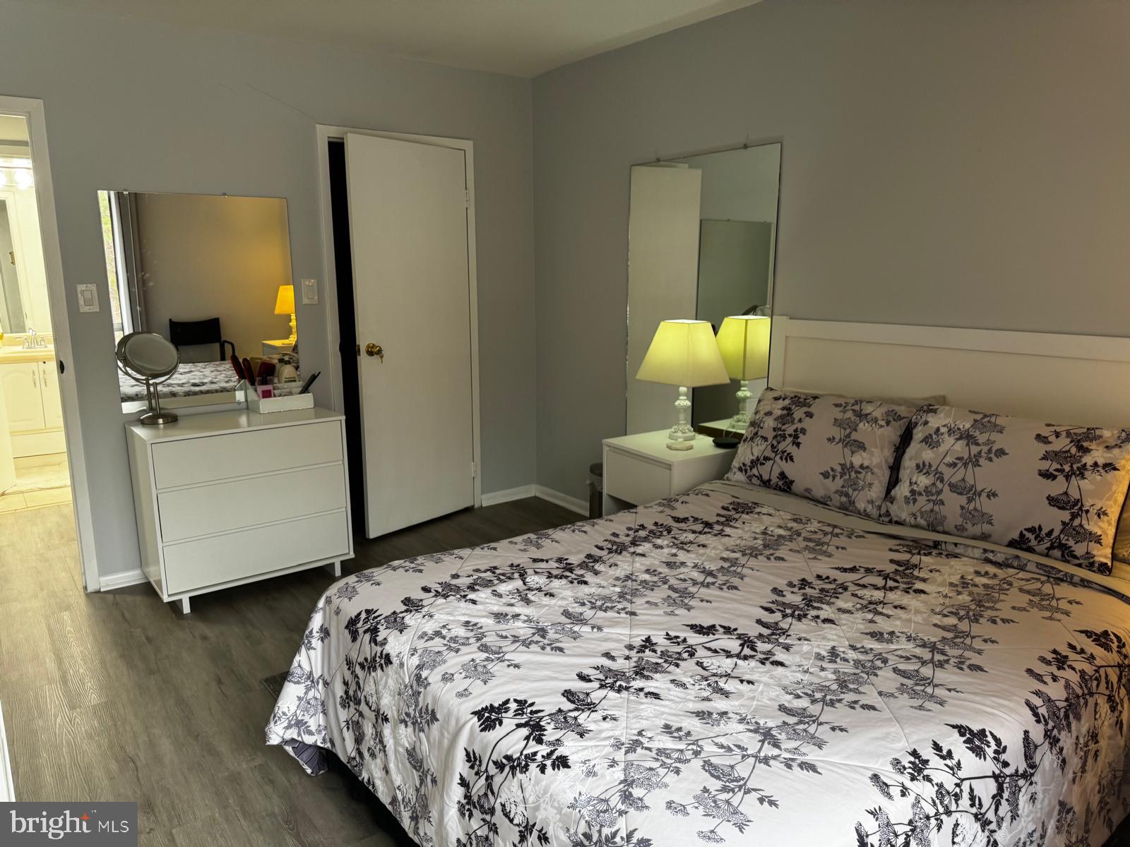 CHELSEA WOODS CONDO - Residential