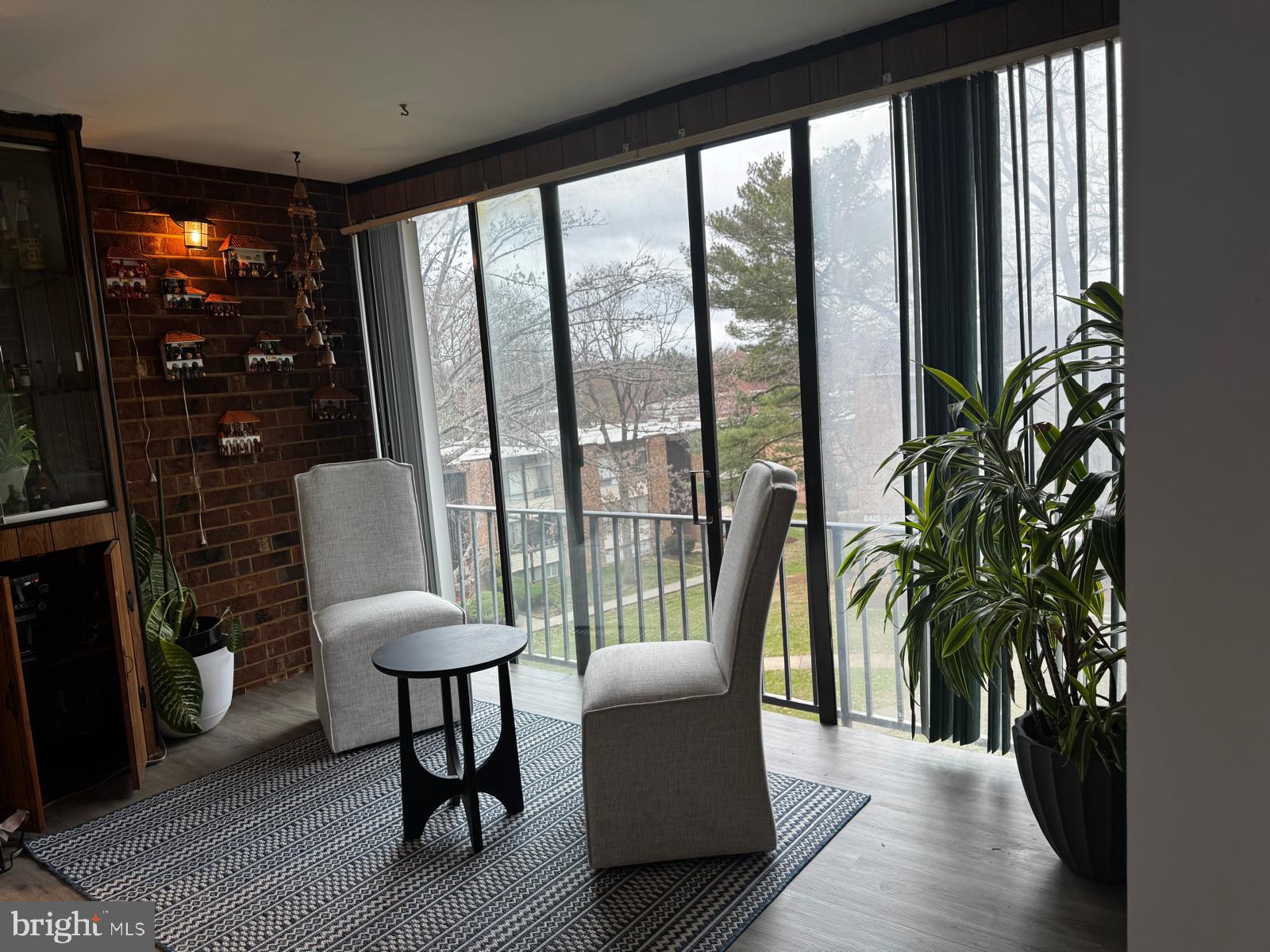CHELSEA WOODS CONDO - Residential