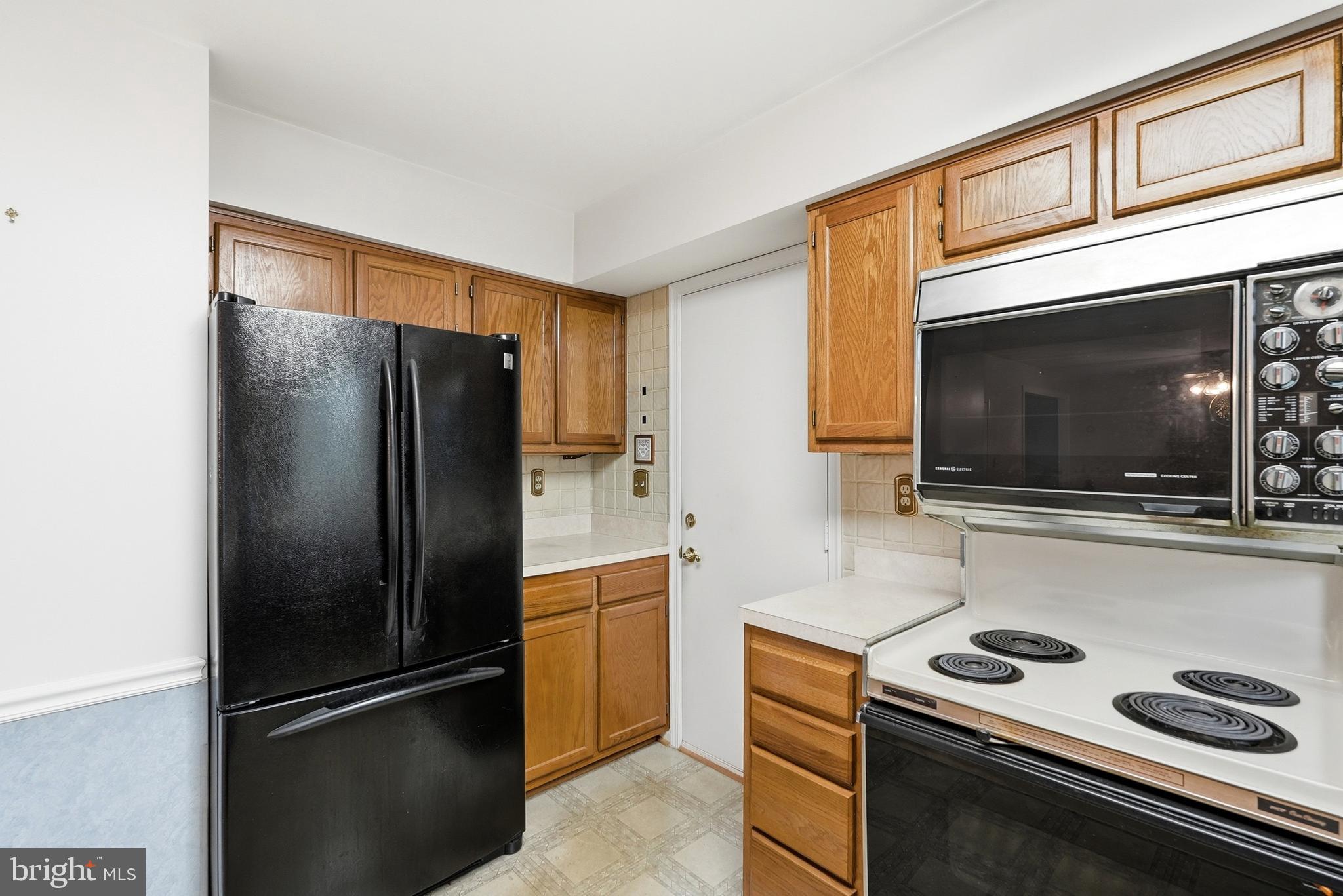 LONGMEAD - Residential