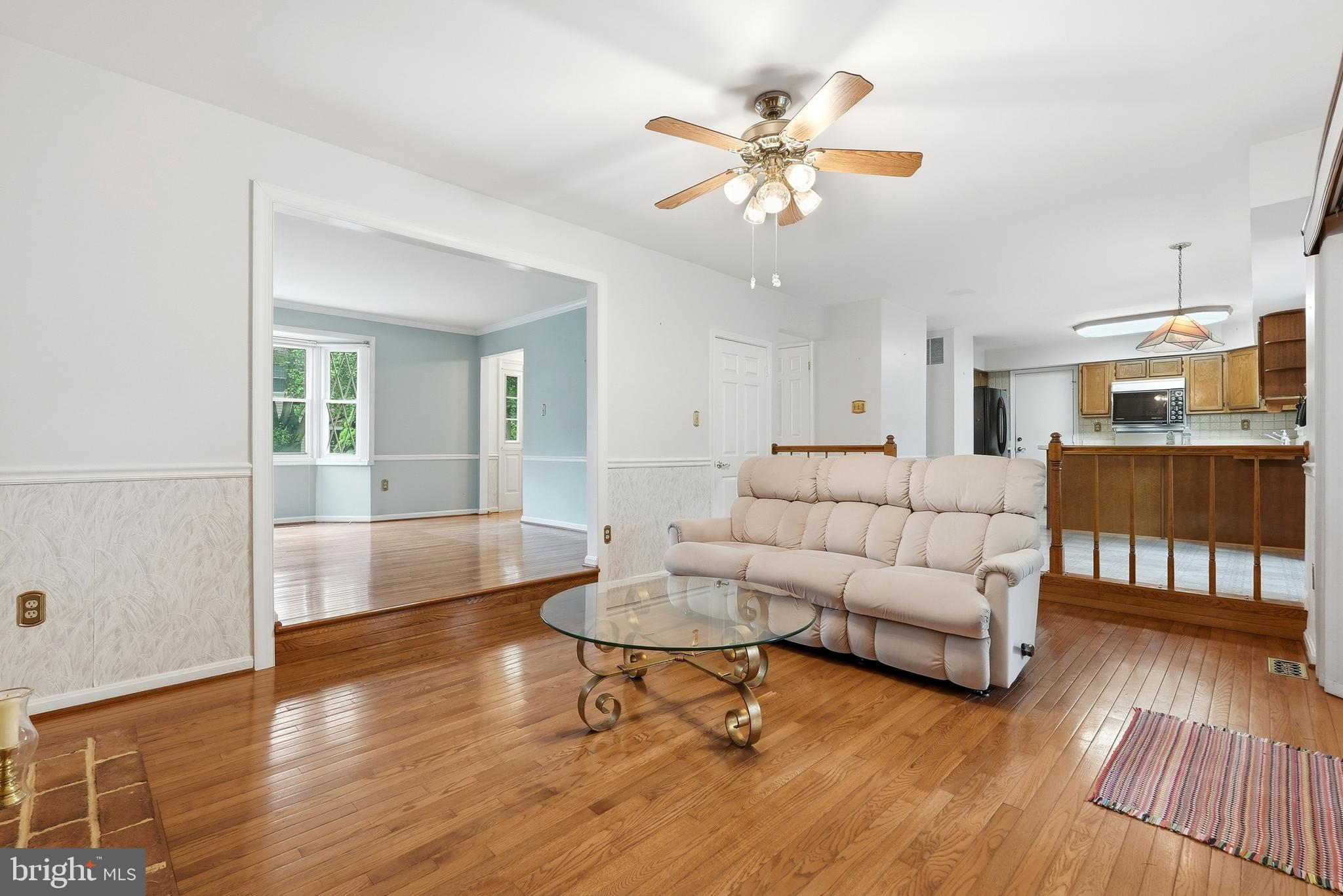 LONGMEAD - Residential