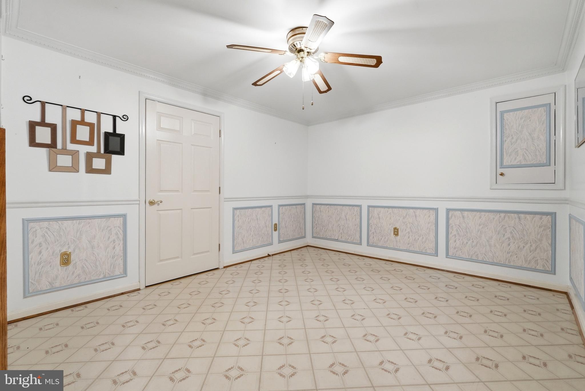 LONGMEAD - Residential