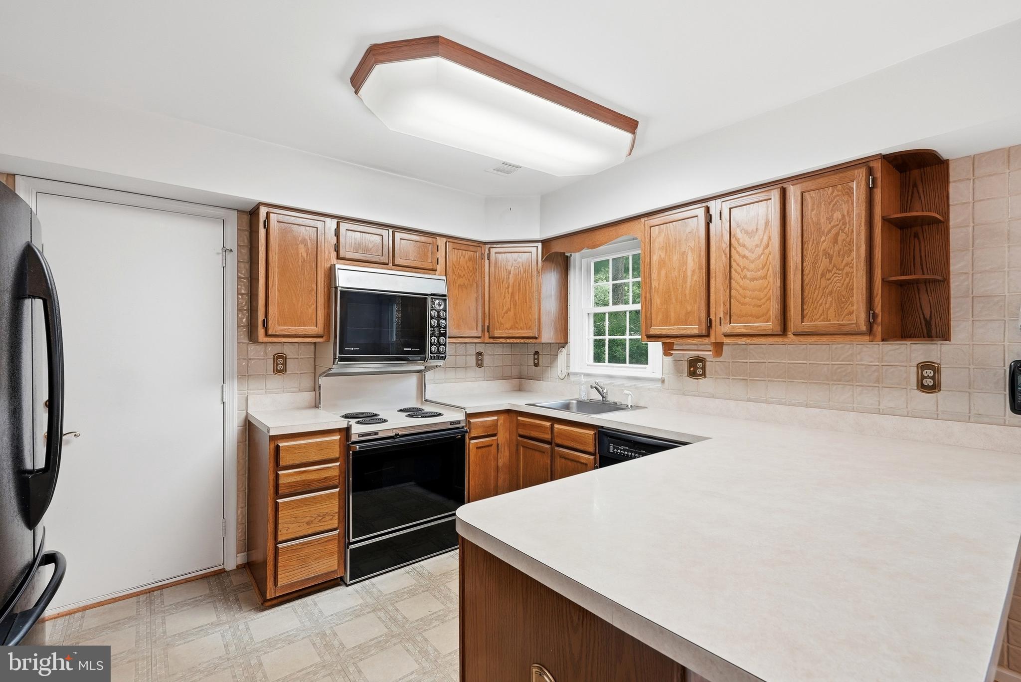 LONGMEAD - Residential