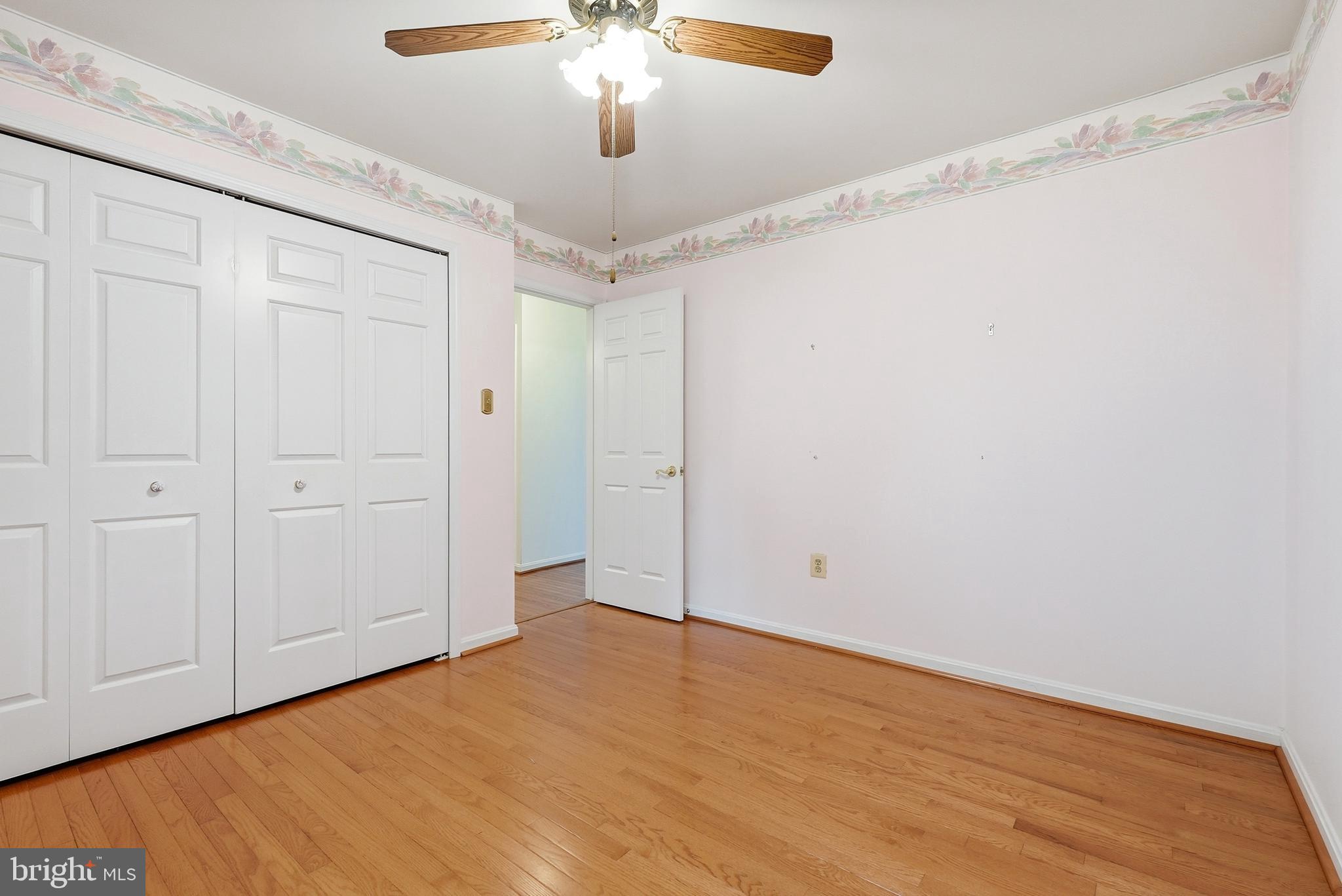 LONGMEAD - Residential