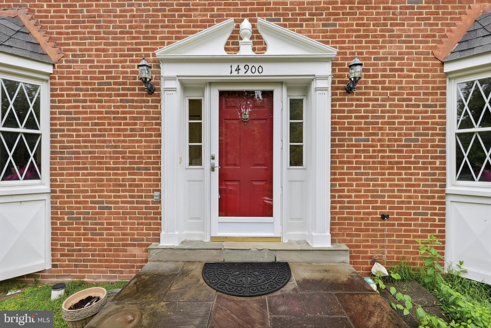 LONGMEAD - Residential