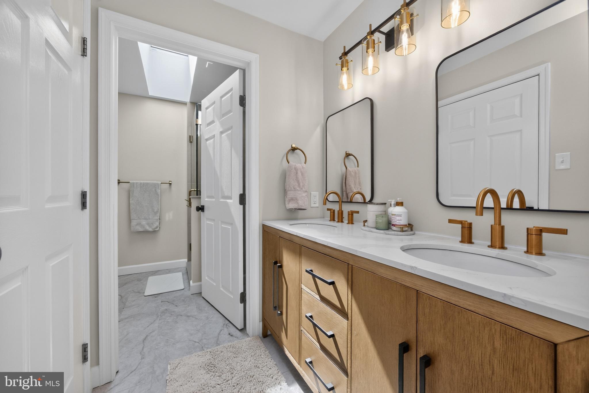 CHARLESTOWN HUNT - Residential