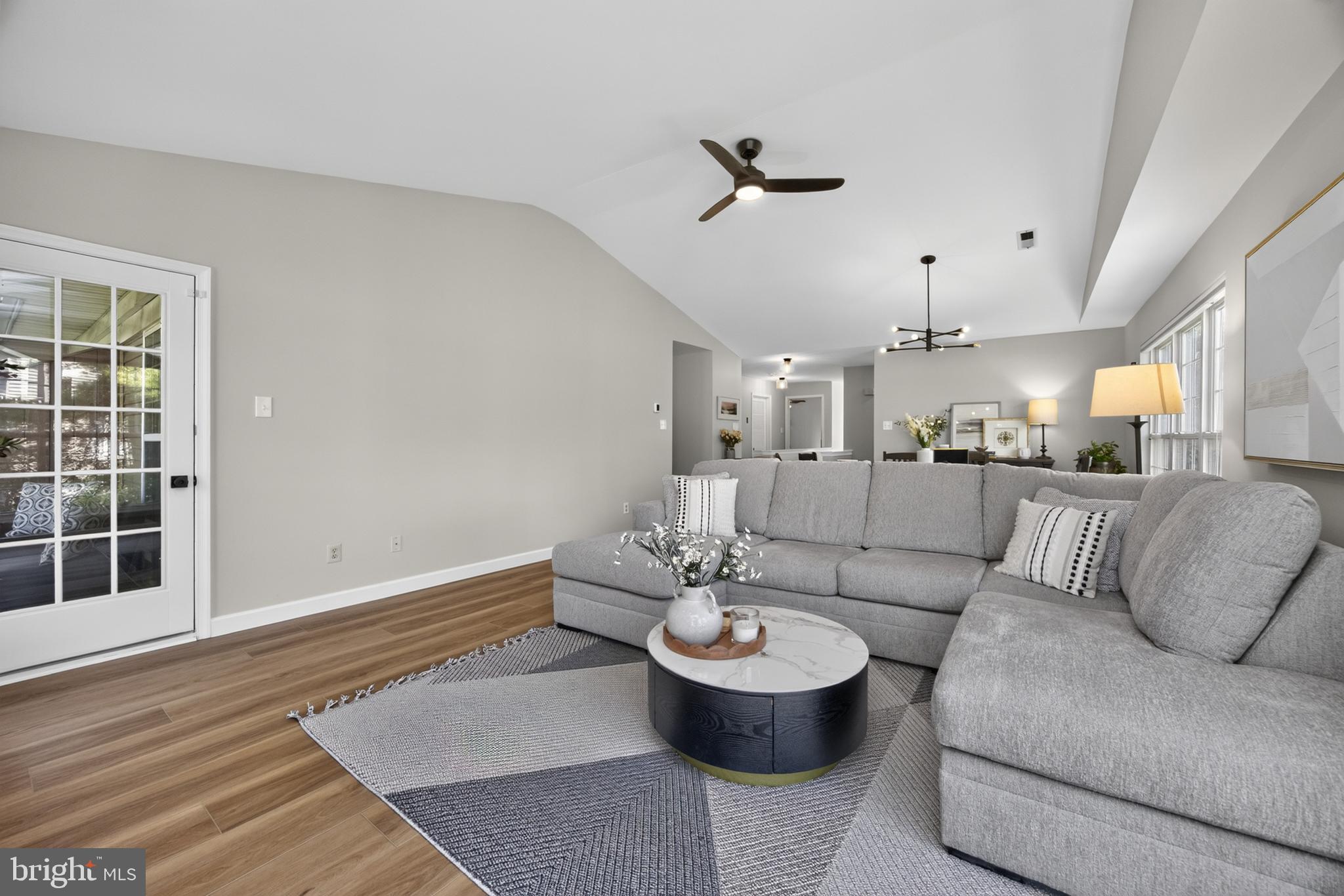 CHARLESTOWN HUNT - Residential