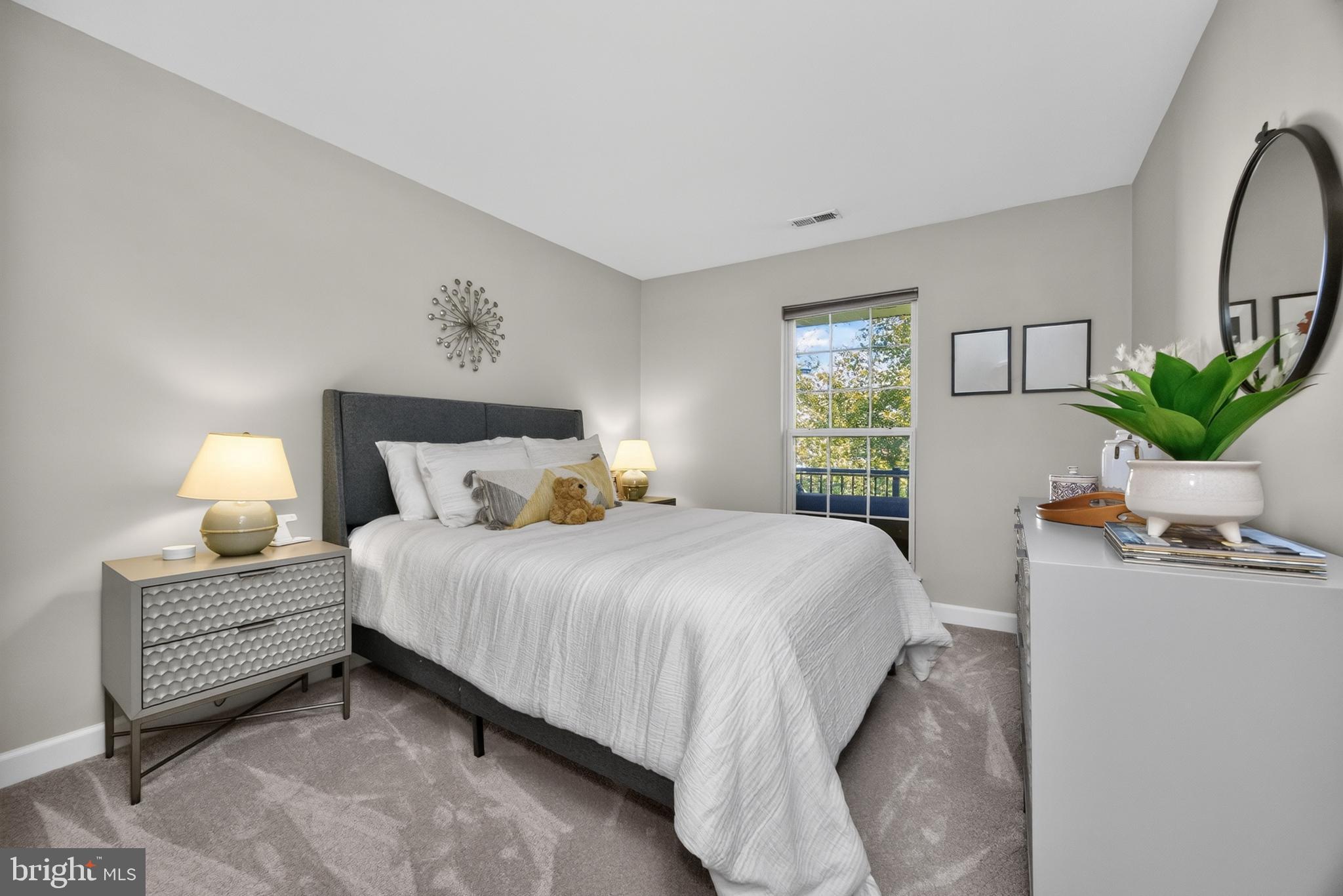 CHARLESTOWN HUNT - Residential