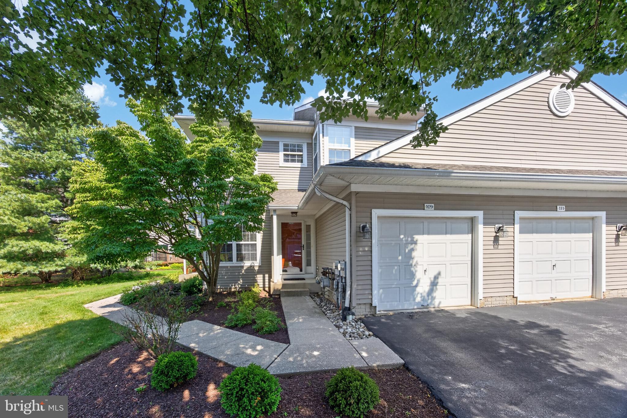 CHARLESTOWN HUNT - Residential