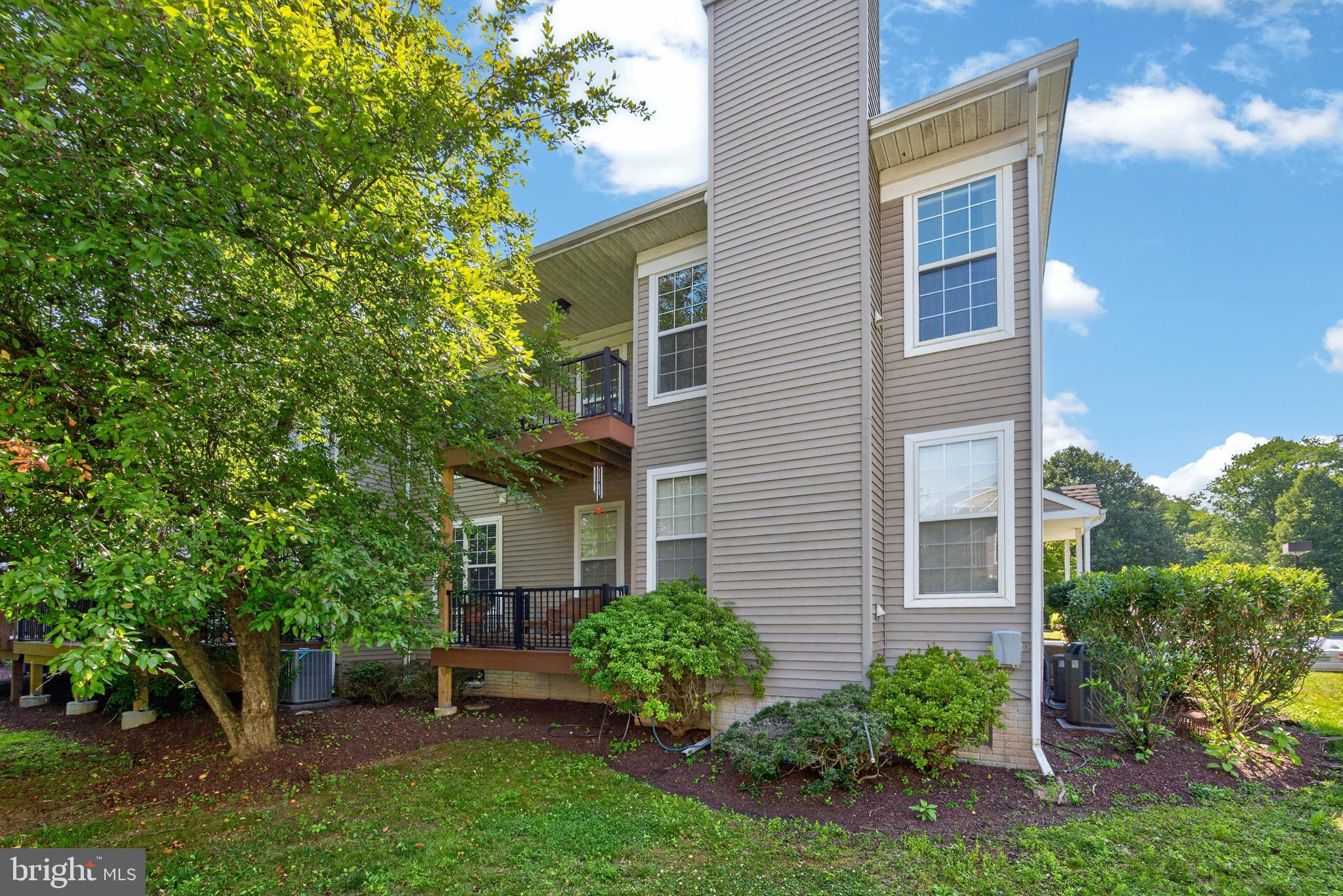 CHARLESTOWN HUNT - Residential