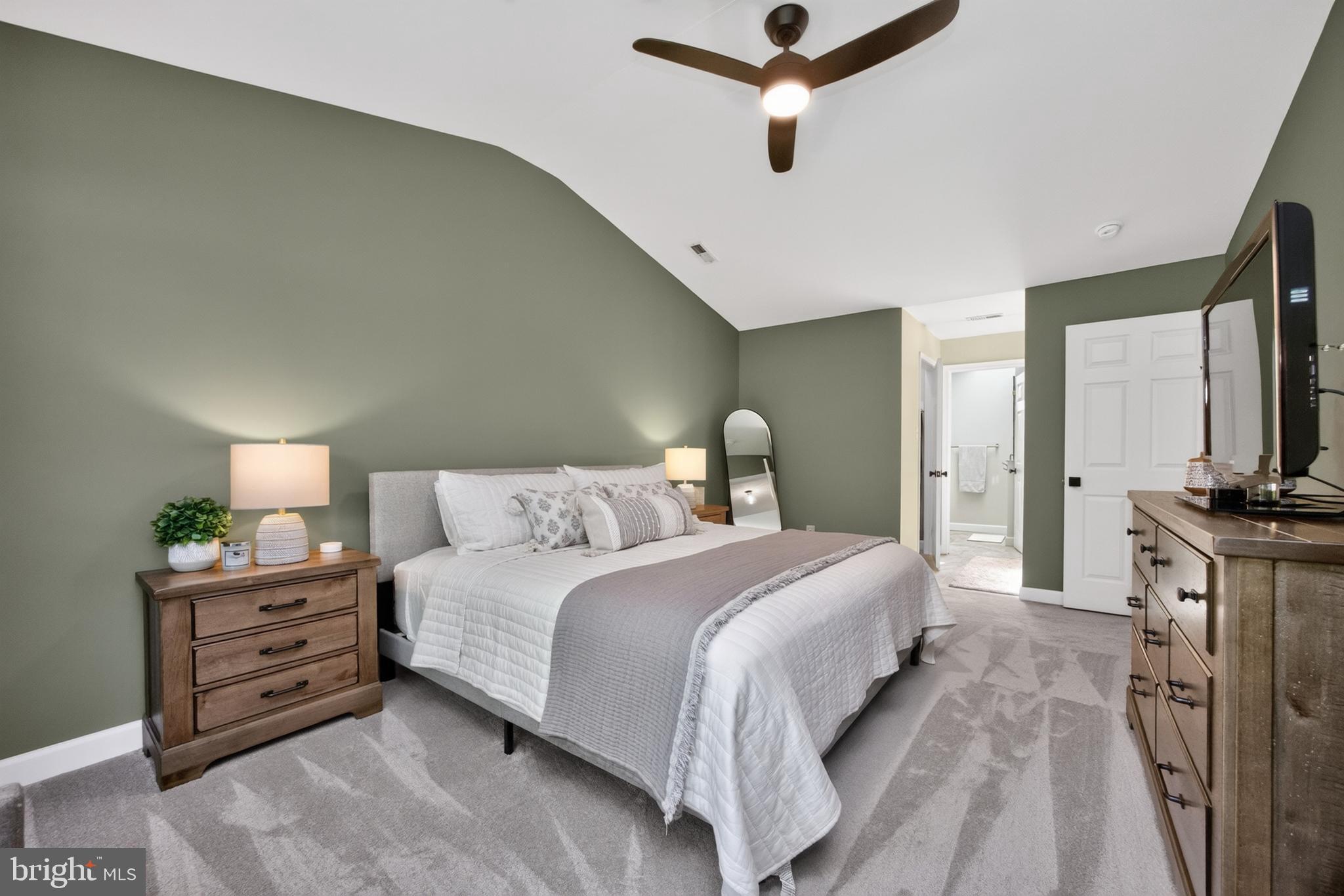 CHARLESTOWN HUNT - Residential