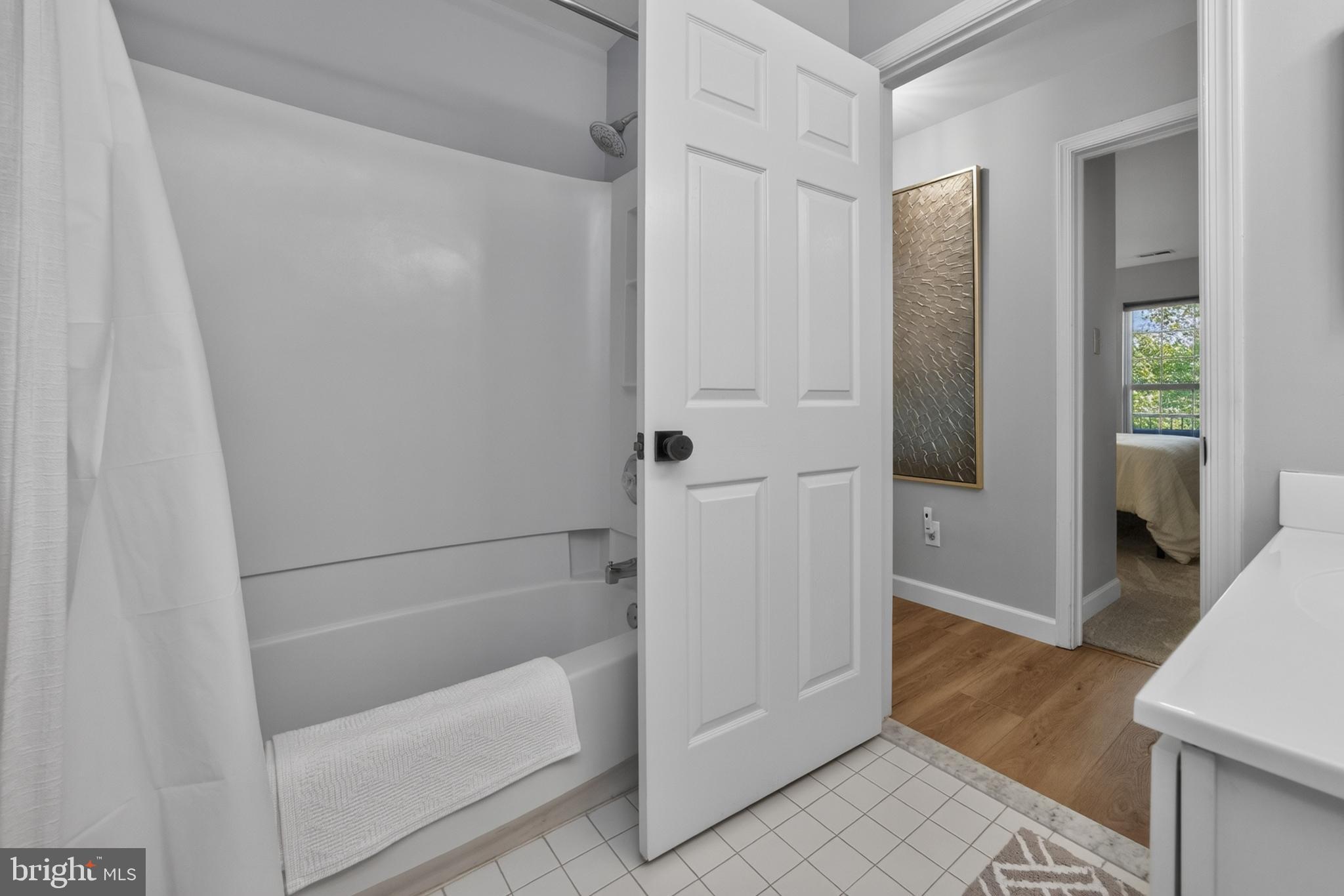 CHARLESTOWN HUNT - Residential