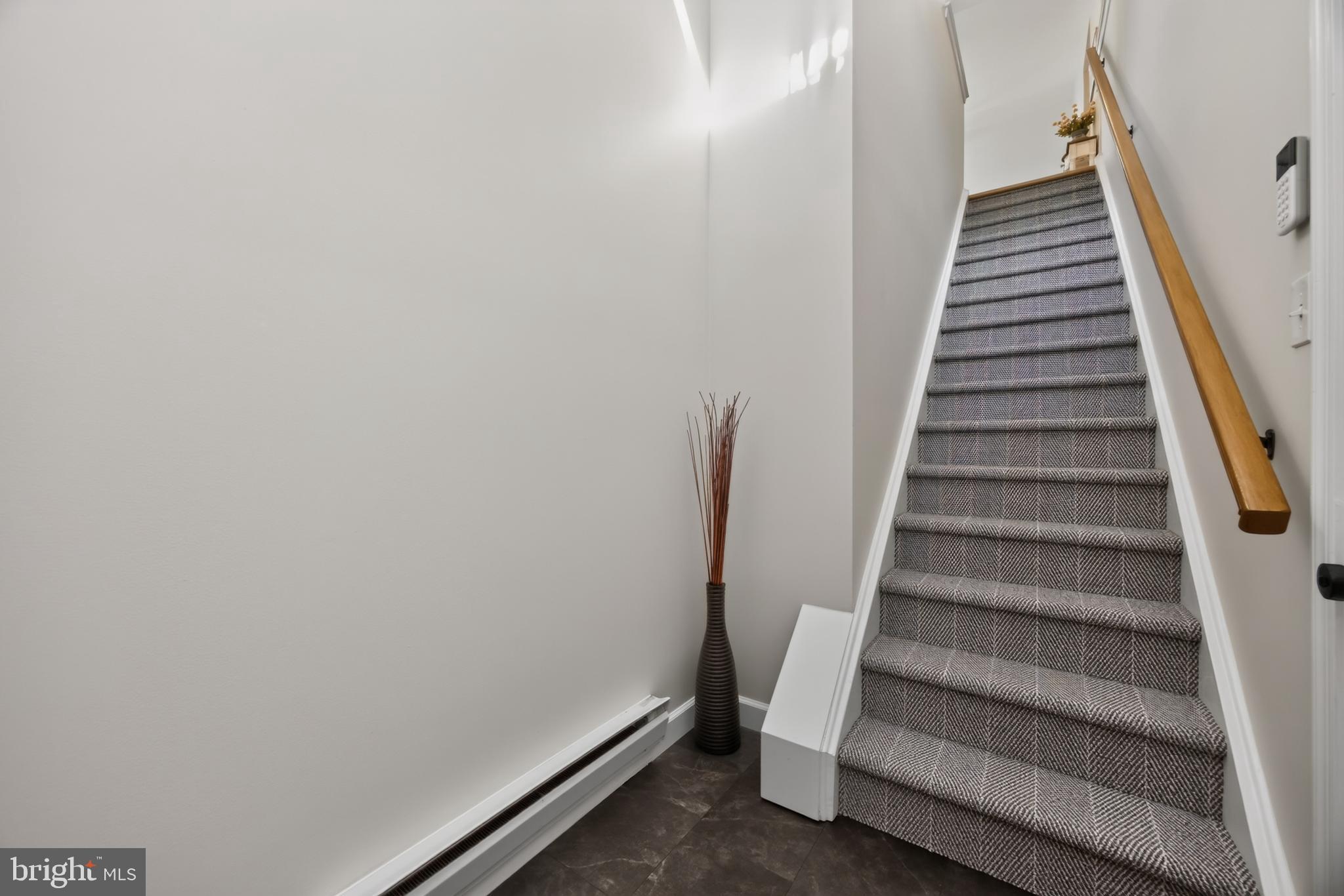 CHARLESTOWN HUNT - Residential