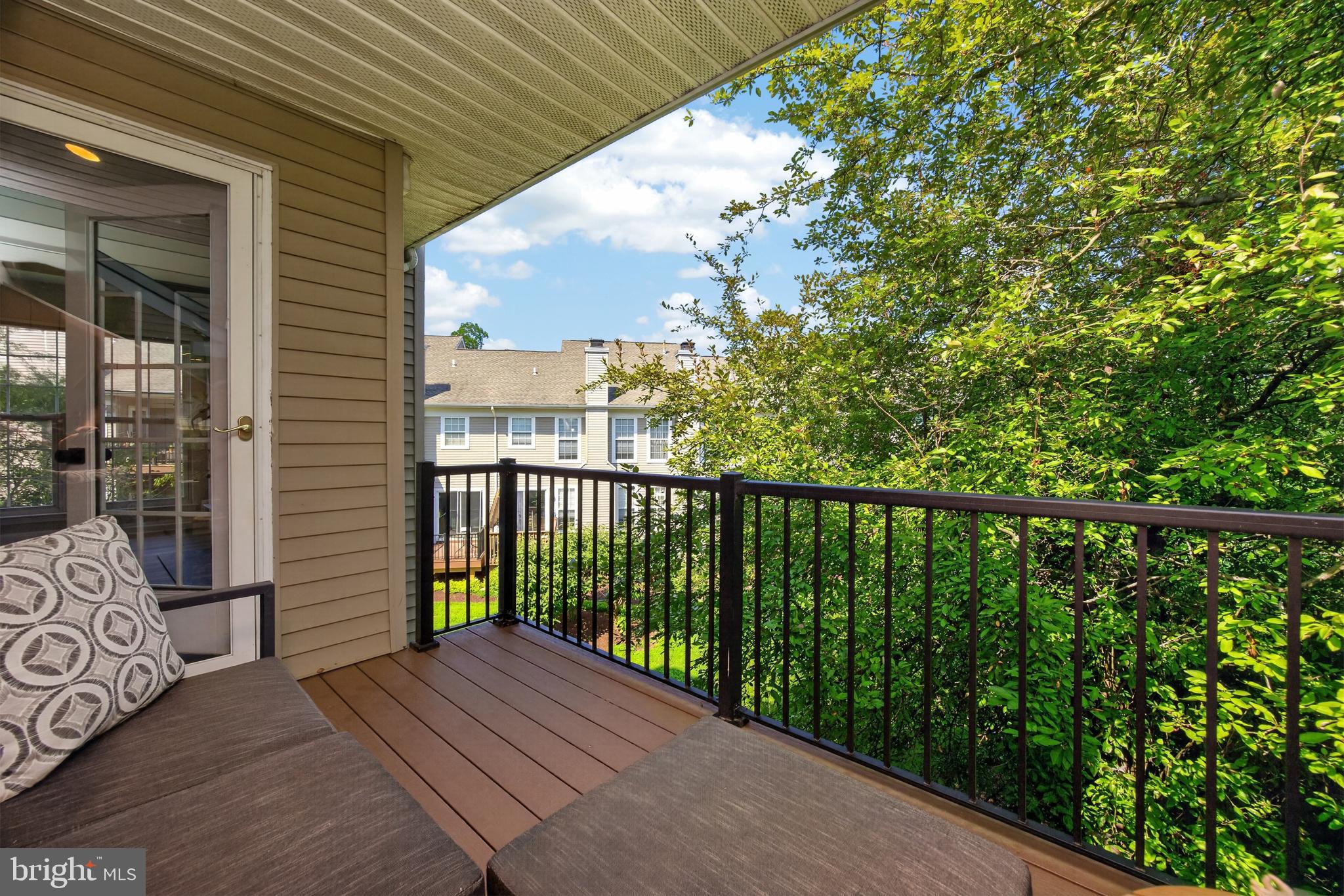 CHARLESTOWN HUNT - Residential
