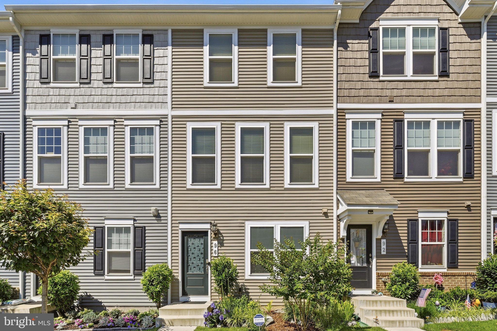 PRESIDENTS POINTE - Residential