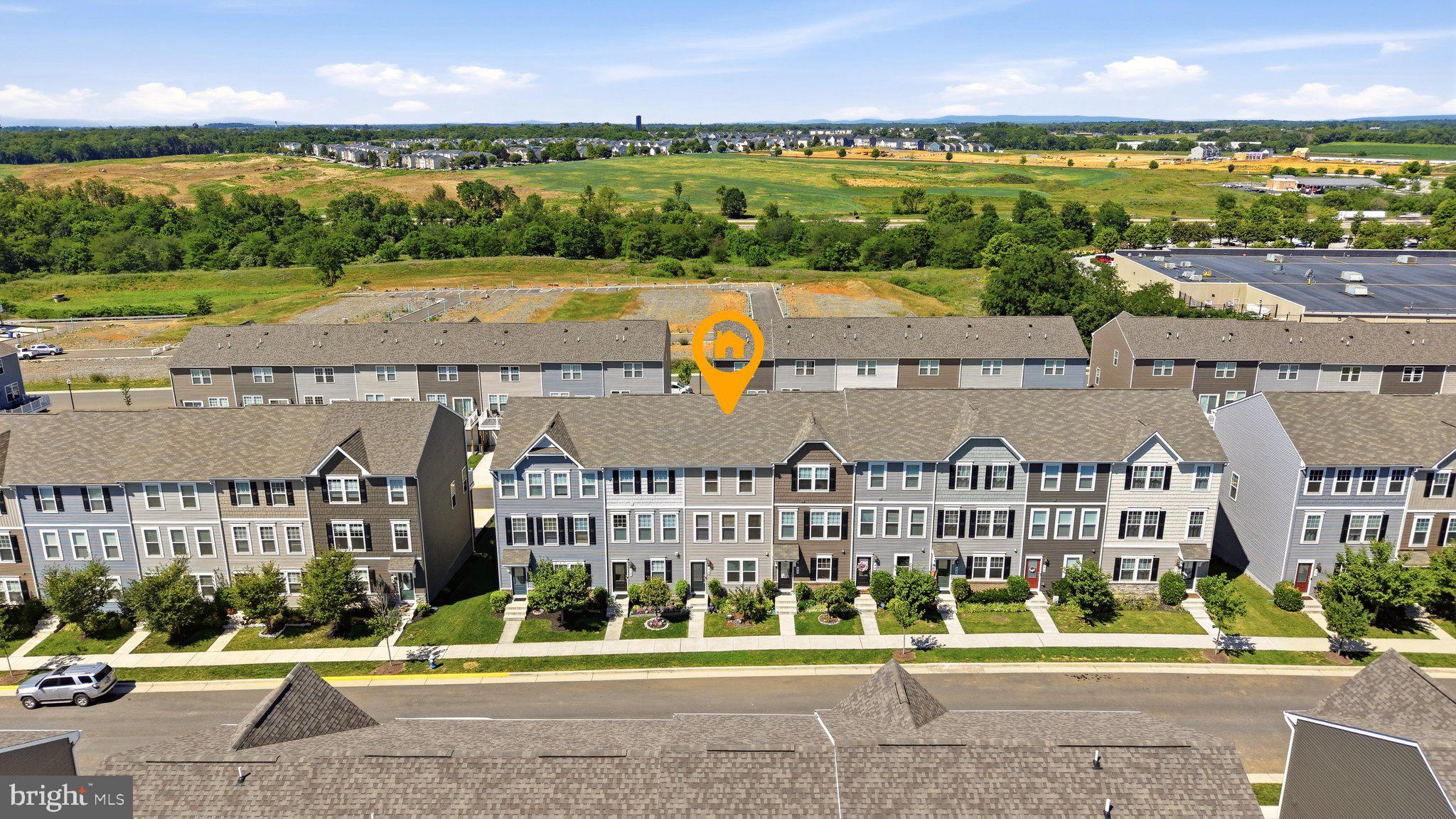PRESIDENTS POINTE - Residential