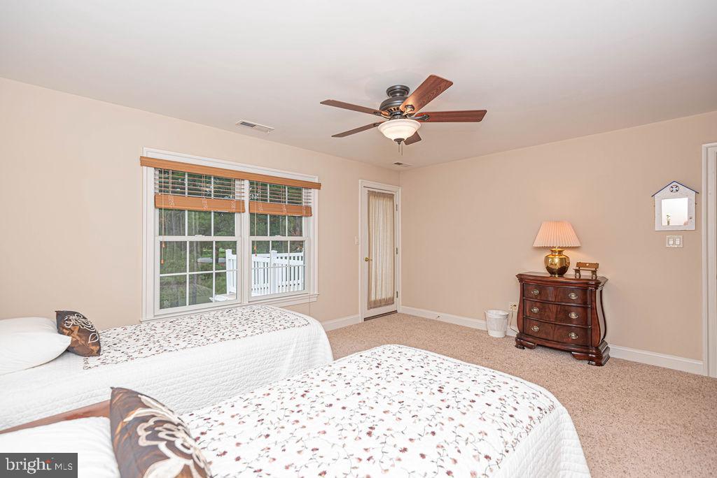 RIVER RUN - Residential