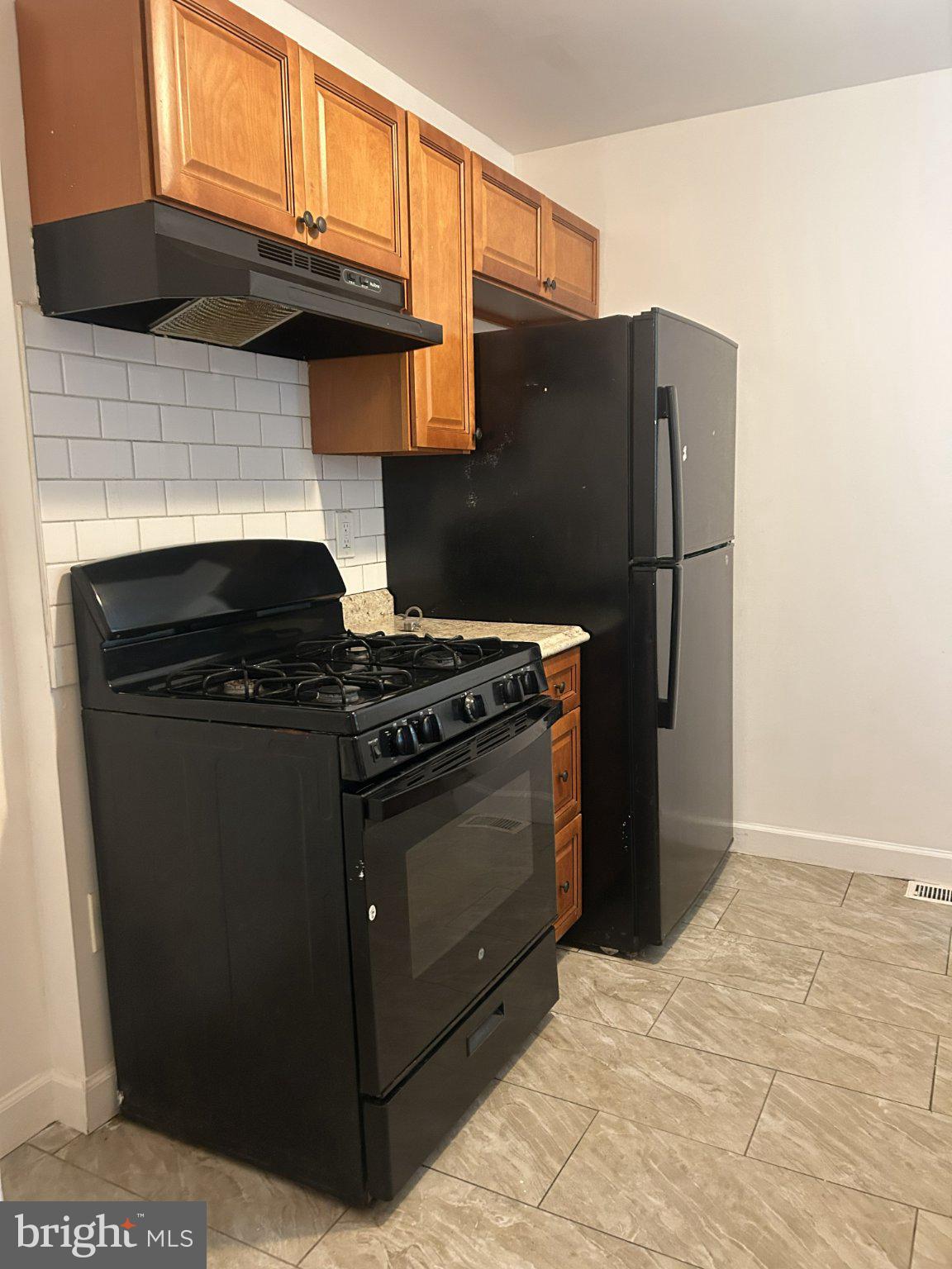STRAWBERRY MANSION - Residential