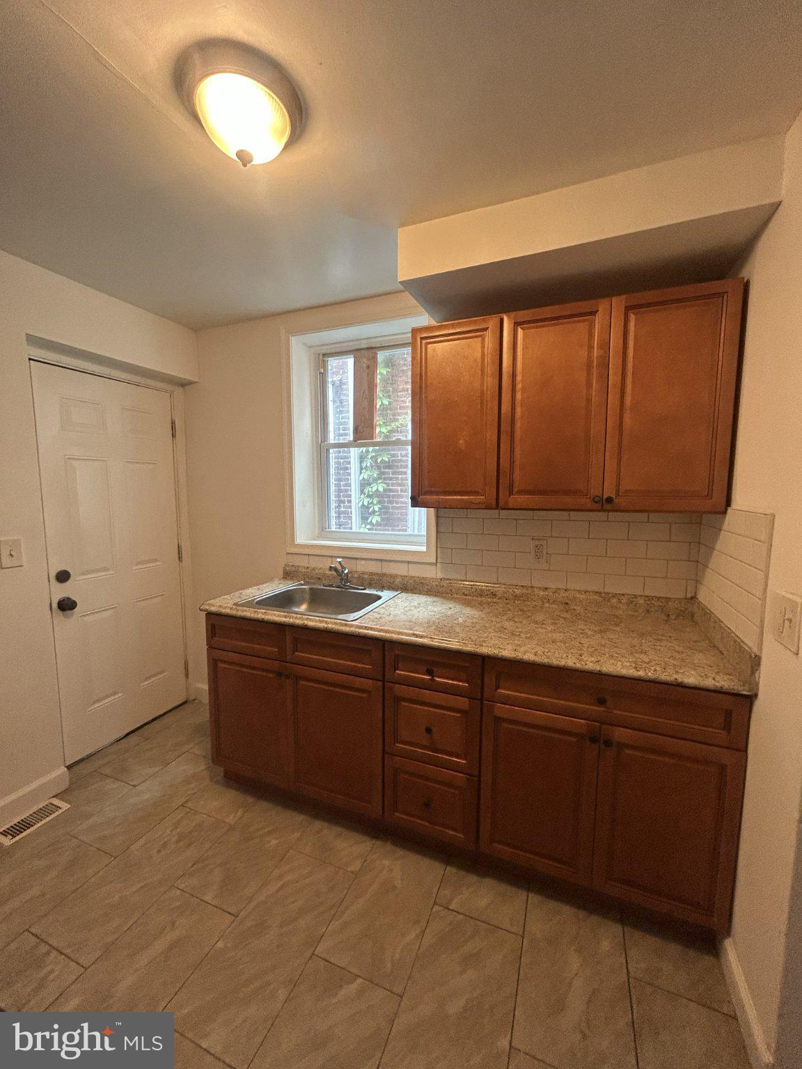 STRAWBERRY MANSION - Residential