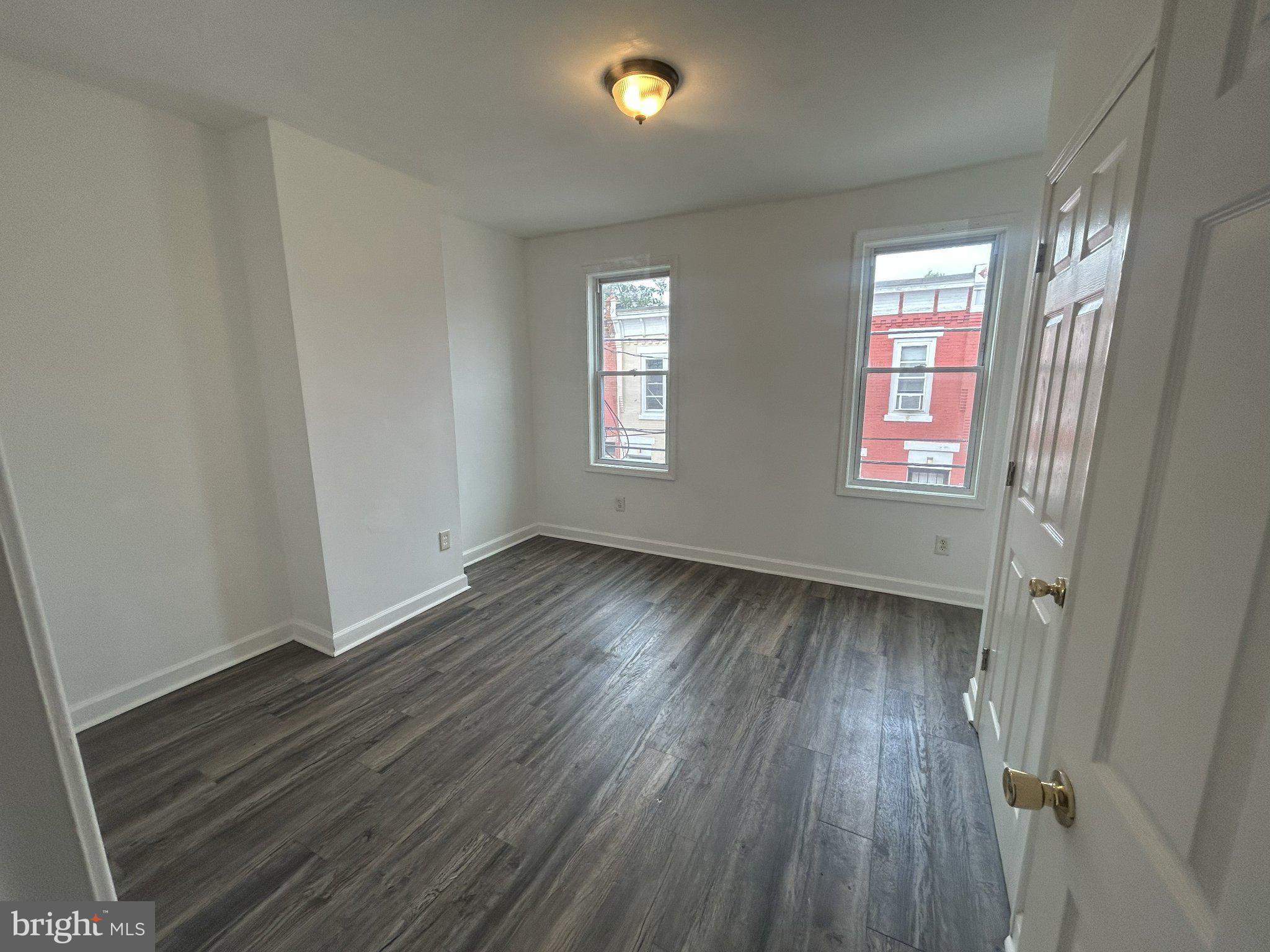 STRAWBERRY MANSION - Residential