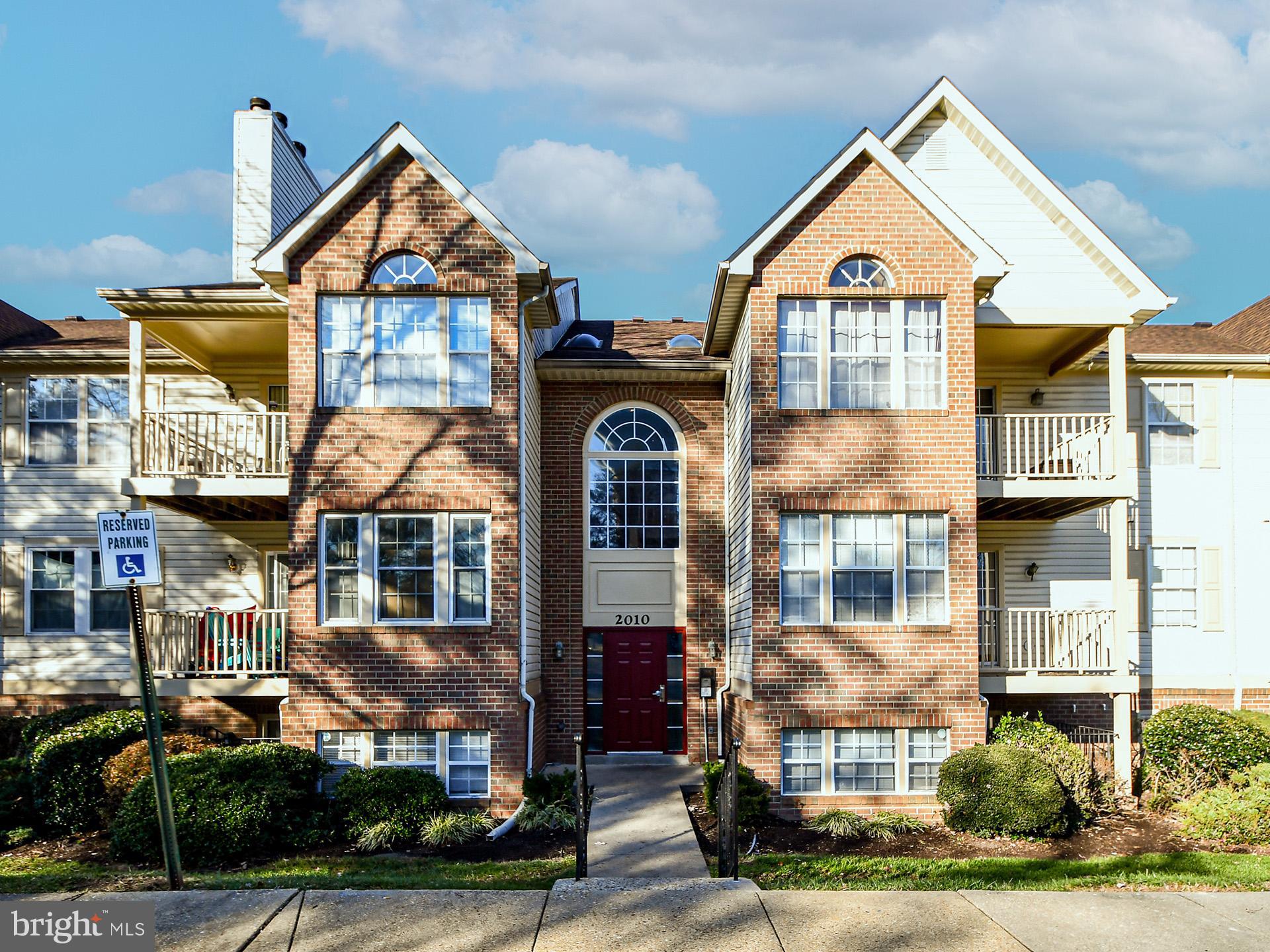 ROSECROFT COMMONS - Residential