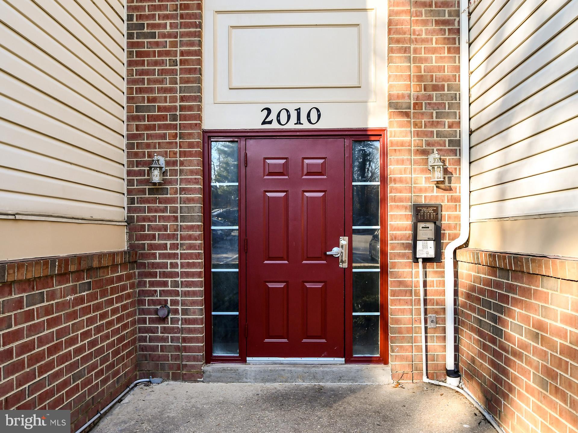 ROSECROFT COMMONS - Residential