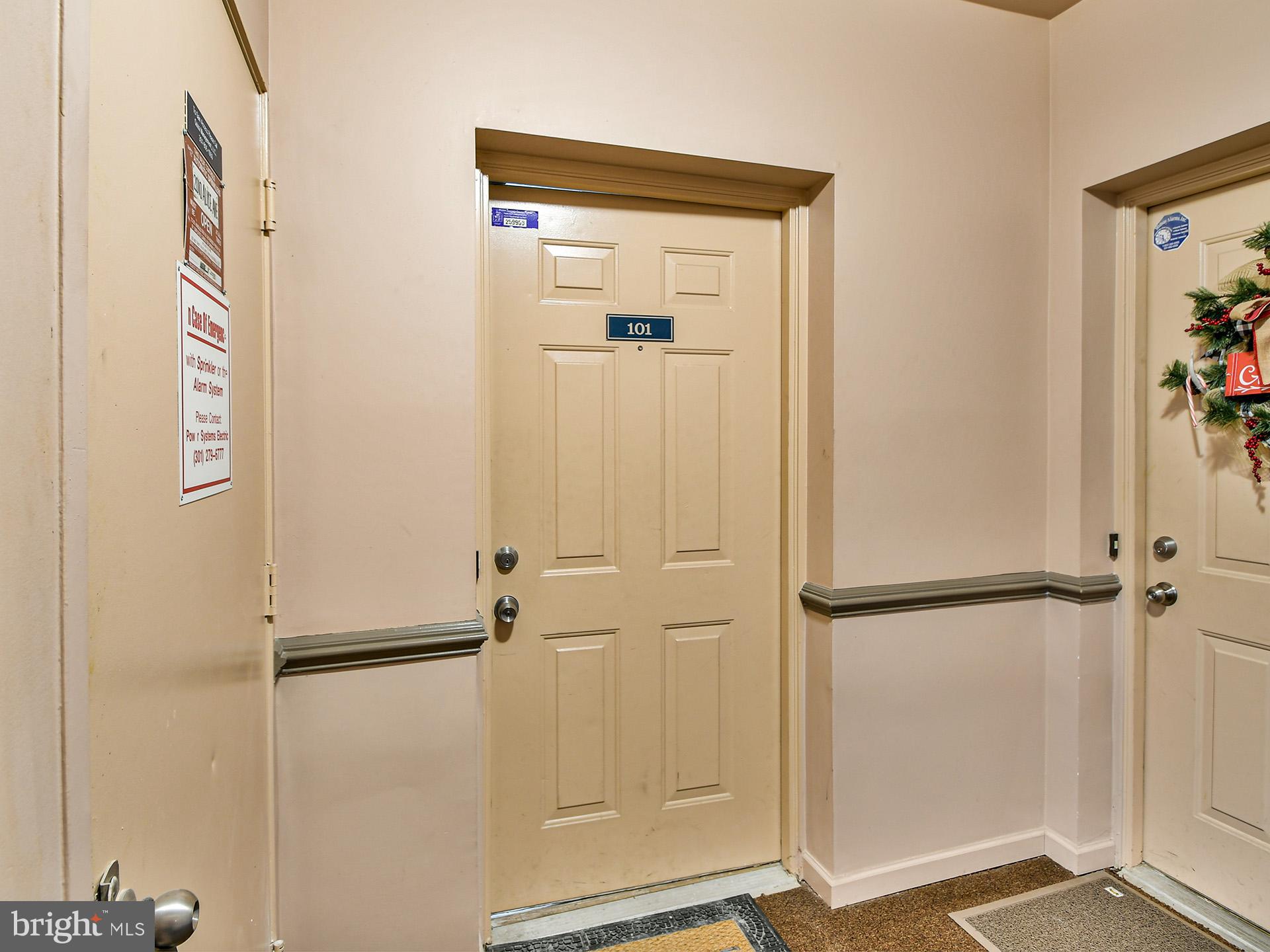 ROSECROFT COMMONS - Residential