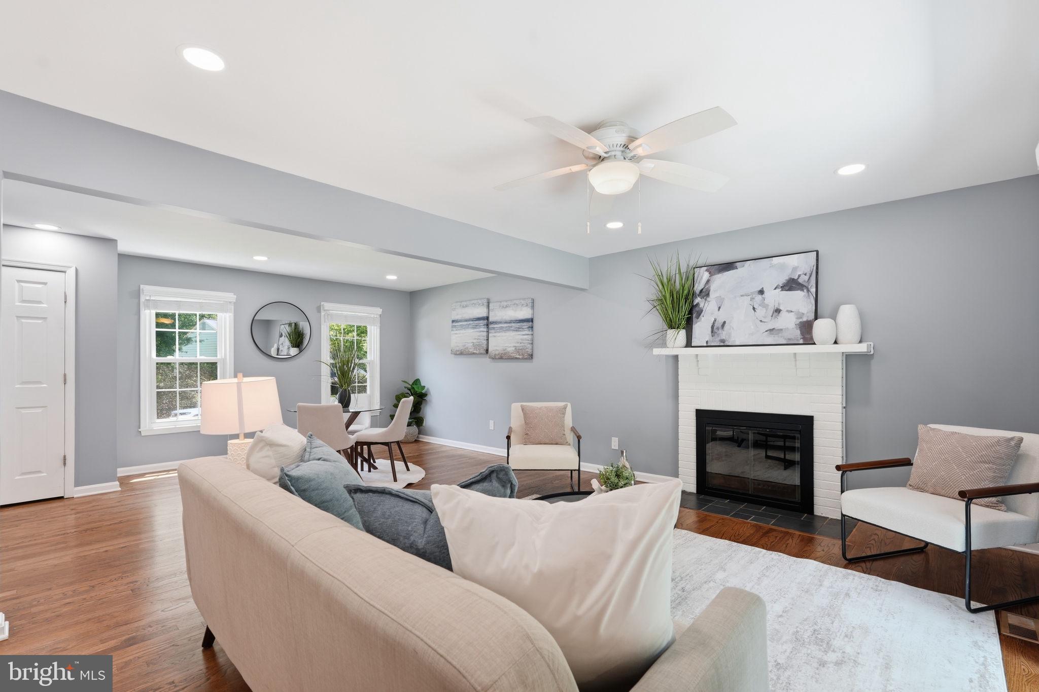 LAKE BRADDOCK - Residential