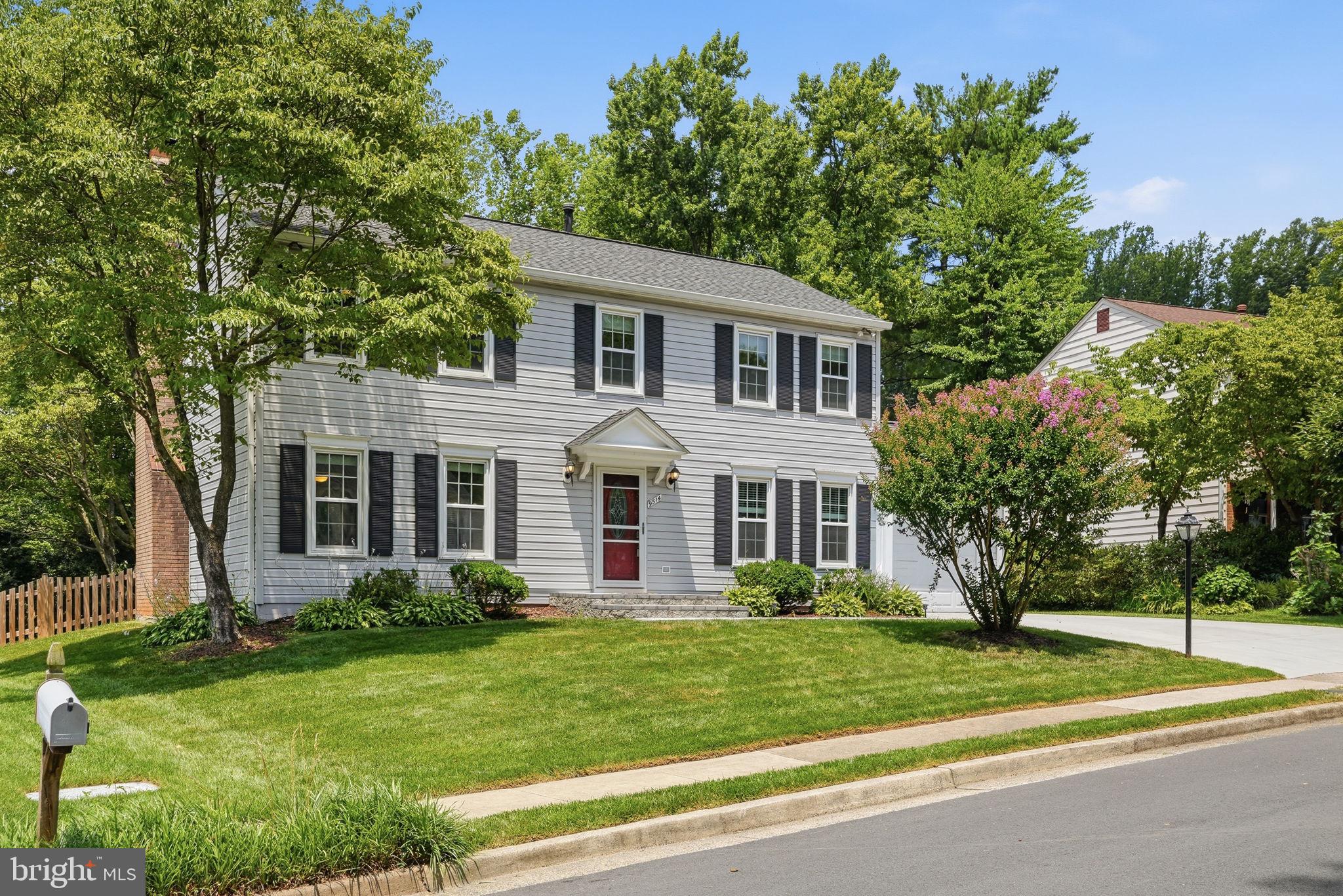 LAKE BRADDOCK - Residential
