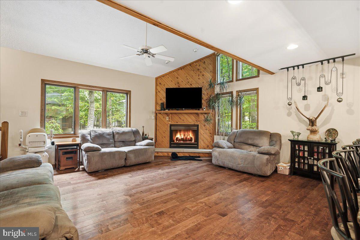 EAGLE ROCK RESORT - Residential