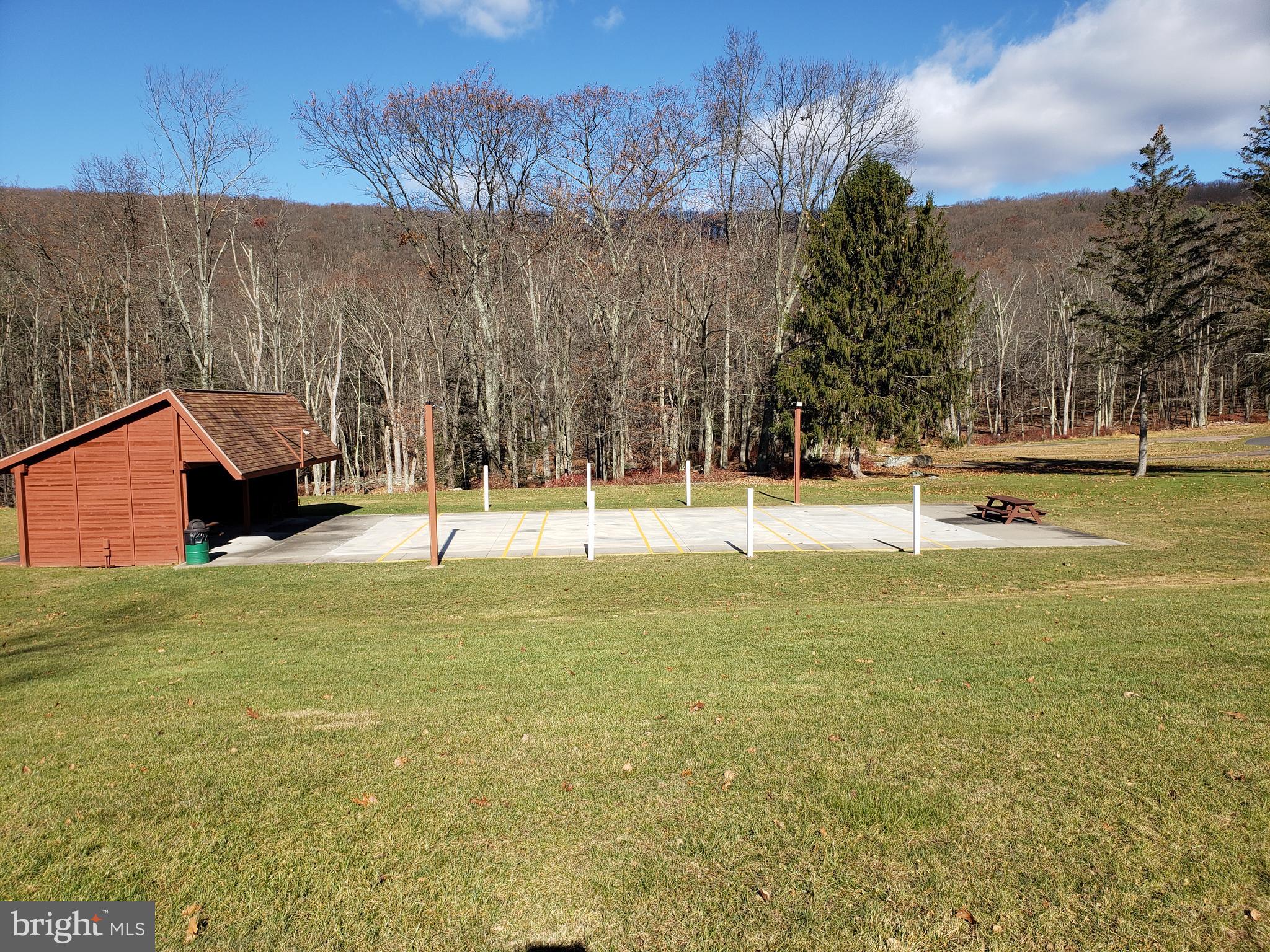 EAGLE ROCK RESORT - Residential