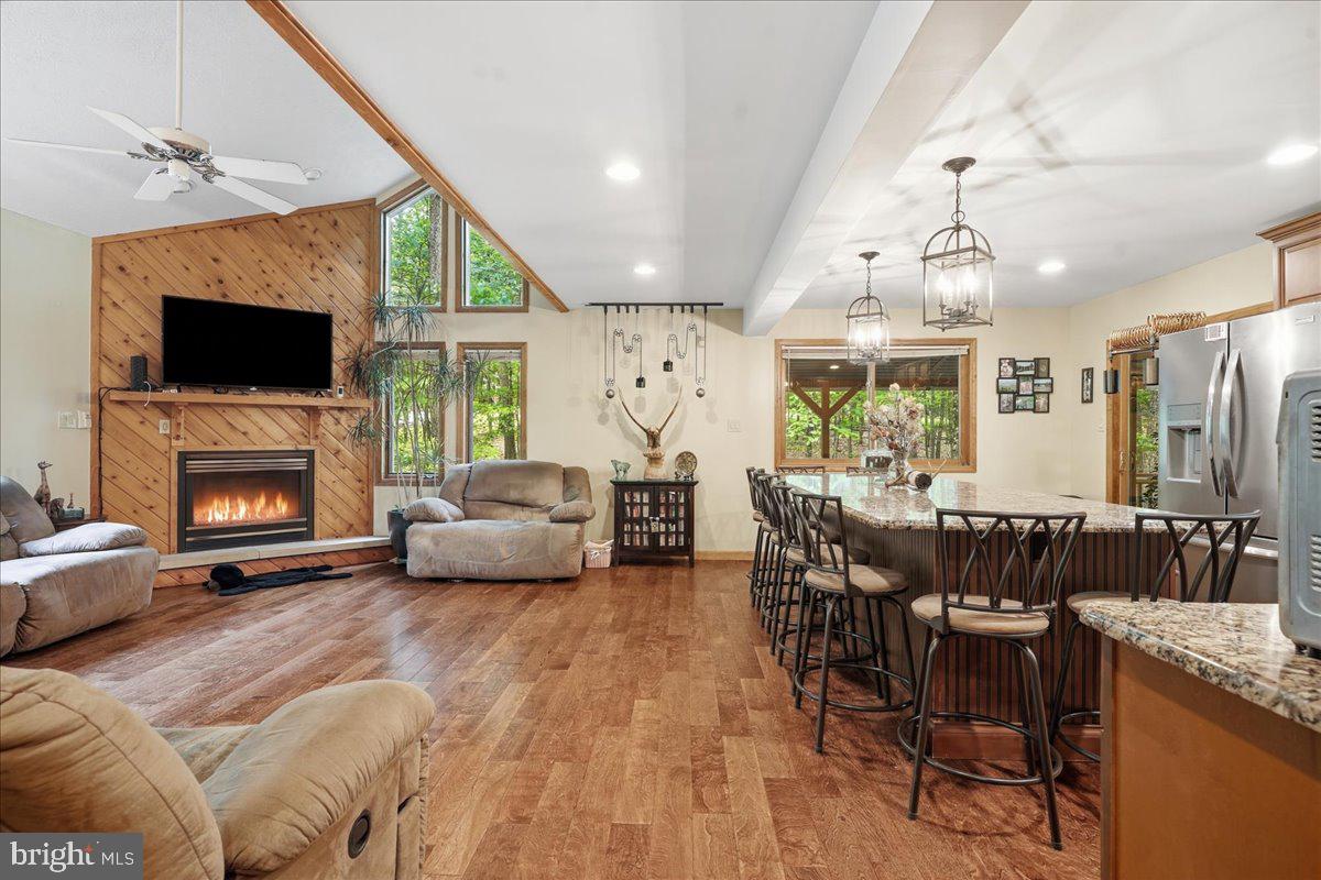 EAGLE ROCK RESORT - Residential