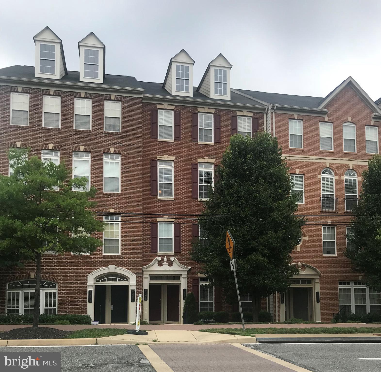VILLAGES OF POTOMAC AT INDIAN HEAD - Residential Lease