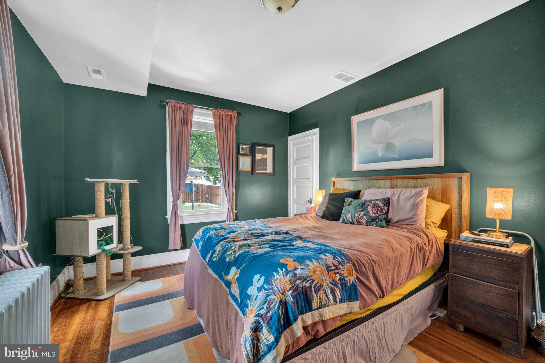 HAMILTON HILLS - Residential