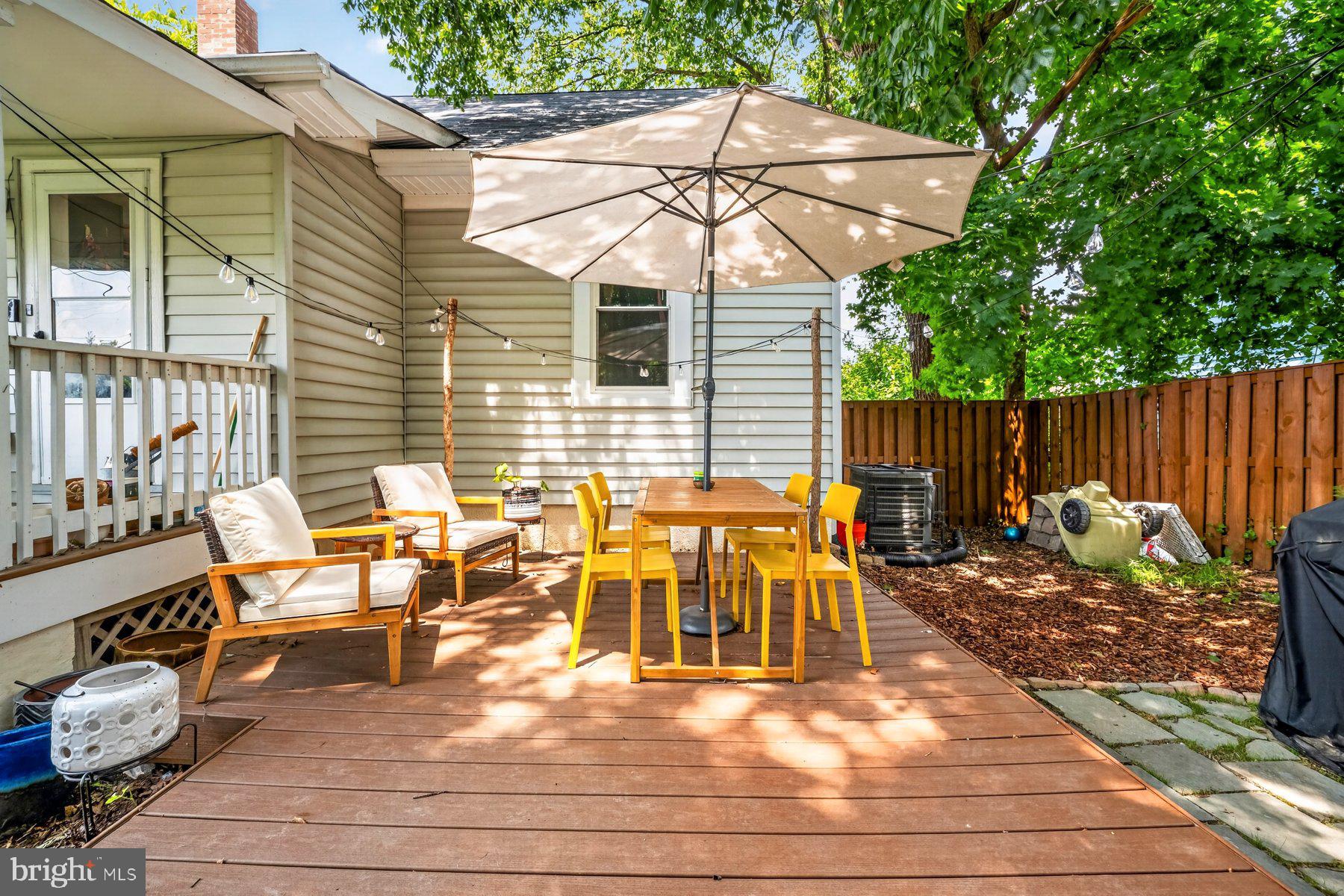HAMILTON HILLS - Residential