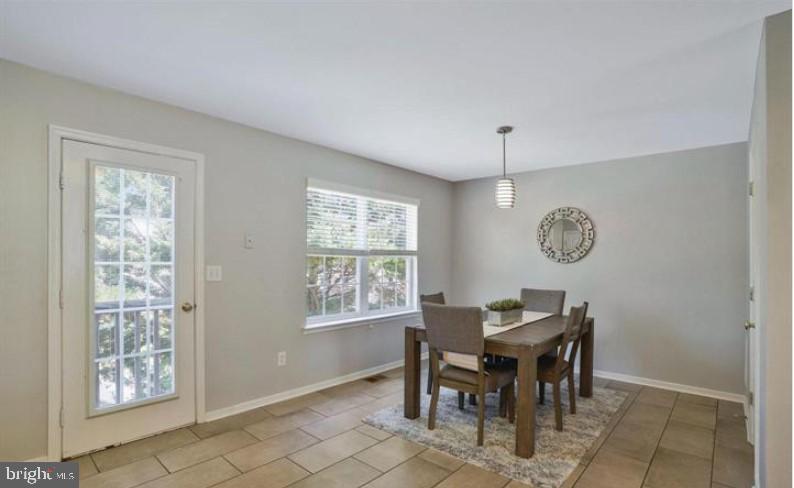 STONE RIVER - Residential Lease